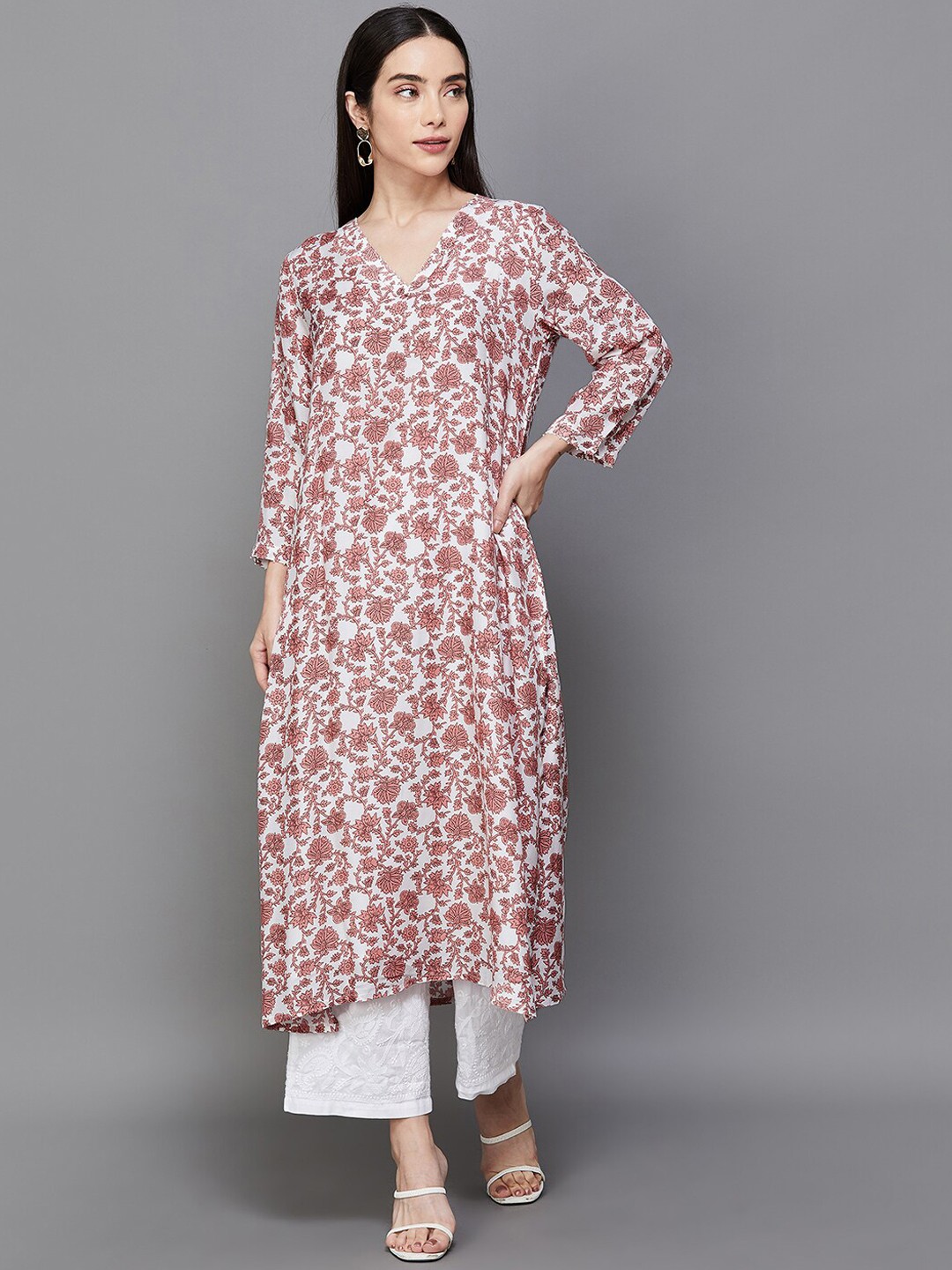 

Melange by Lifestyle Floral Printed Mandarin Collar Straight Regular Kurtak, Pink
