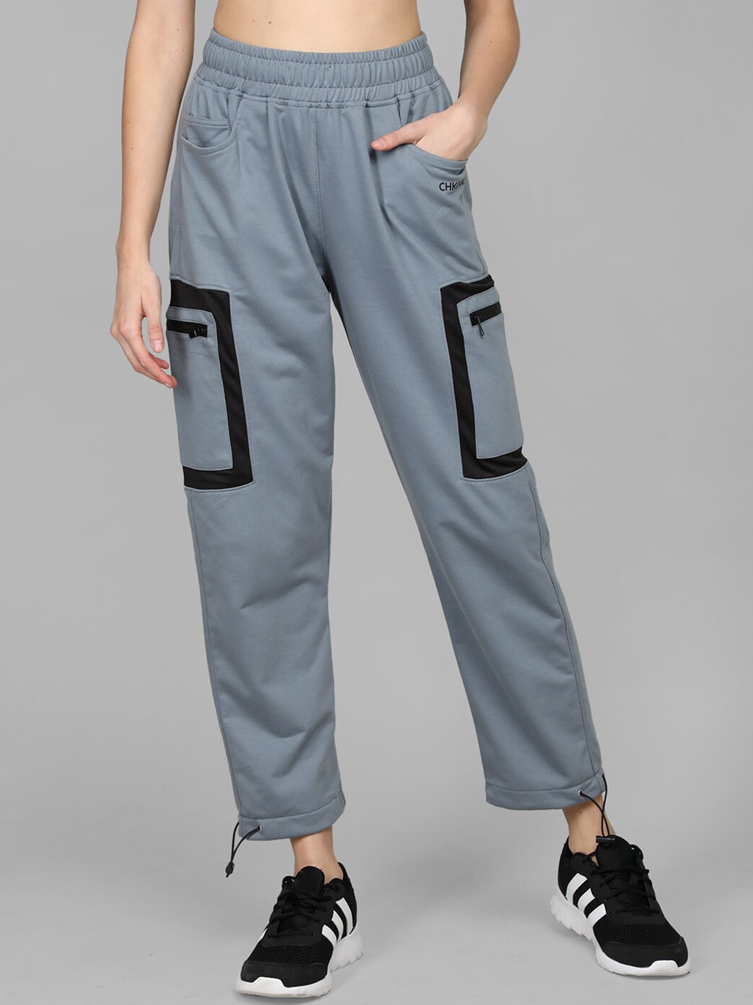 

CHKOKKO Women Mid Rise Track Pant, Grey