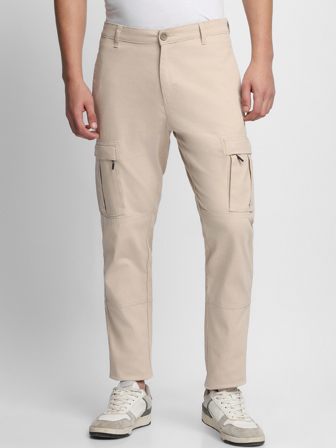 

Dennis Lingo Men Slim Fit Wrinkle Free Cargos, Cream