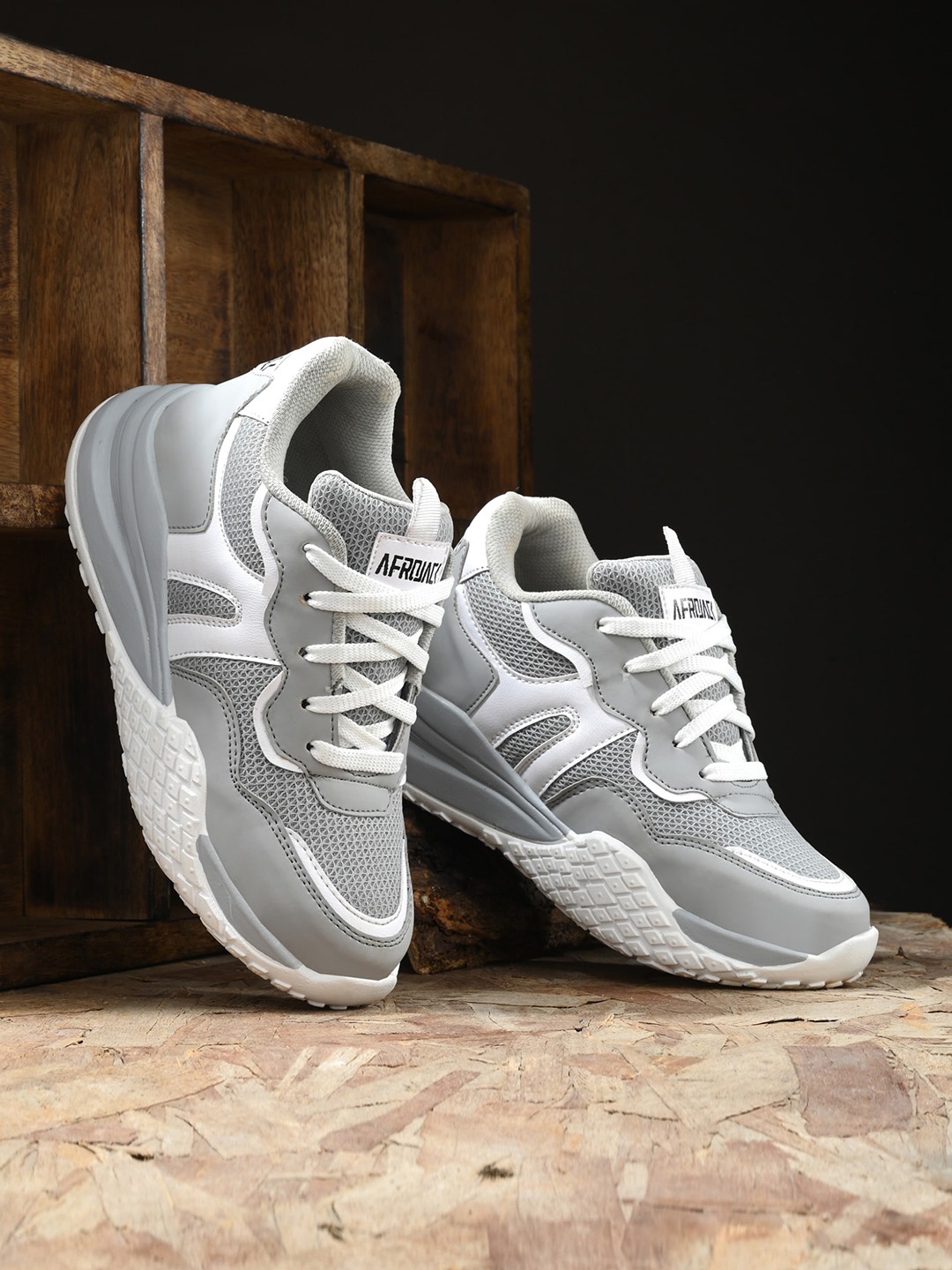 

AfroJack Women Textured Lace-Up Sneakers, Grey
