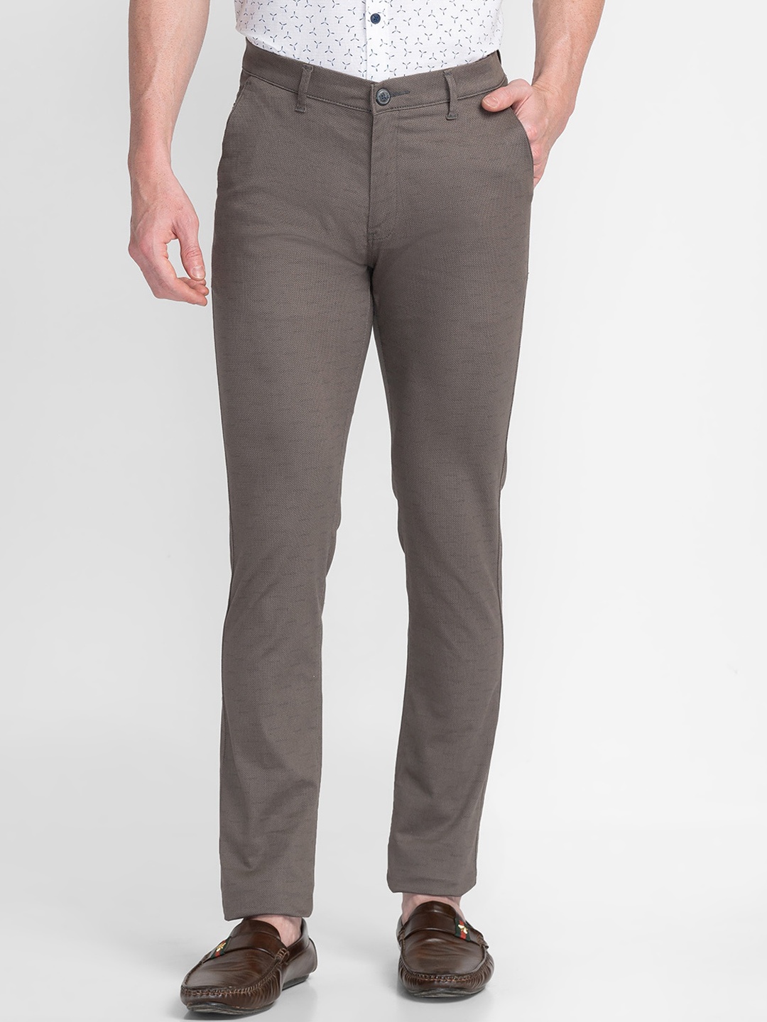 

MOZZO Men Slim Fit Mid-Rise Cotton Trousers, Grey