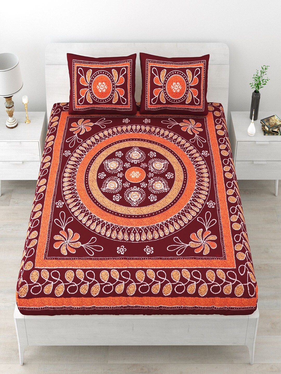 

UNIQCHOICE Maroon Ethnic Motifs Pure Cotton 120 TC Queen Bedsheet With 2 Pillow Covers