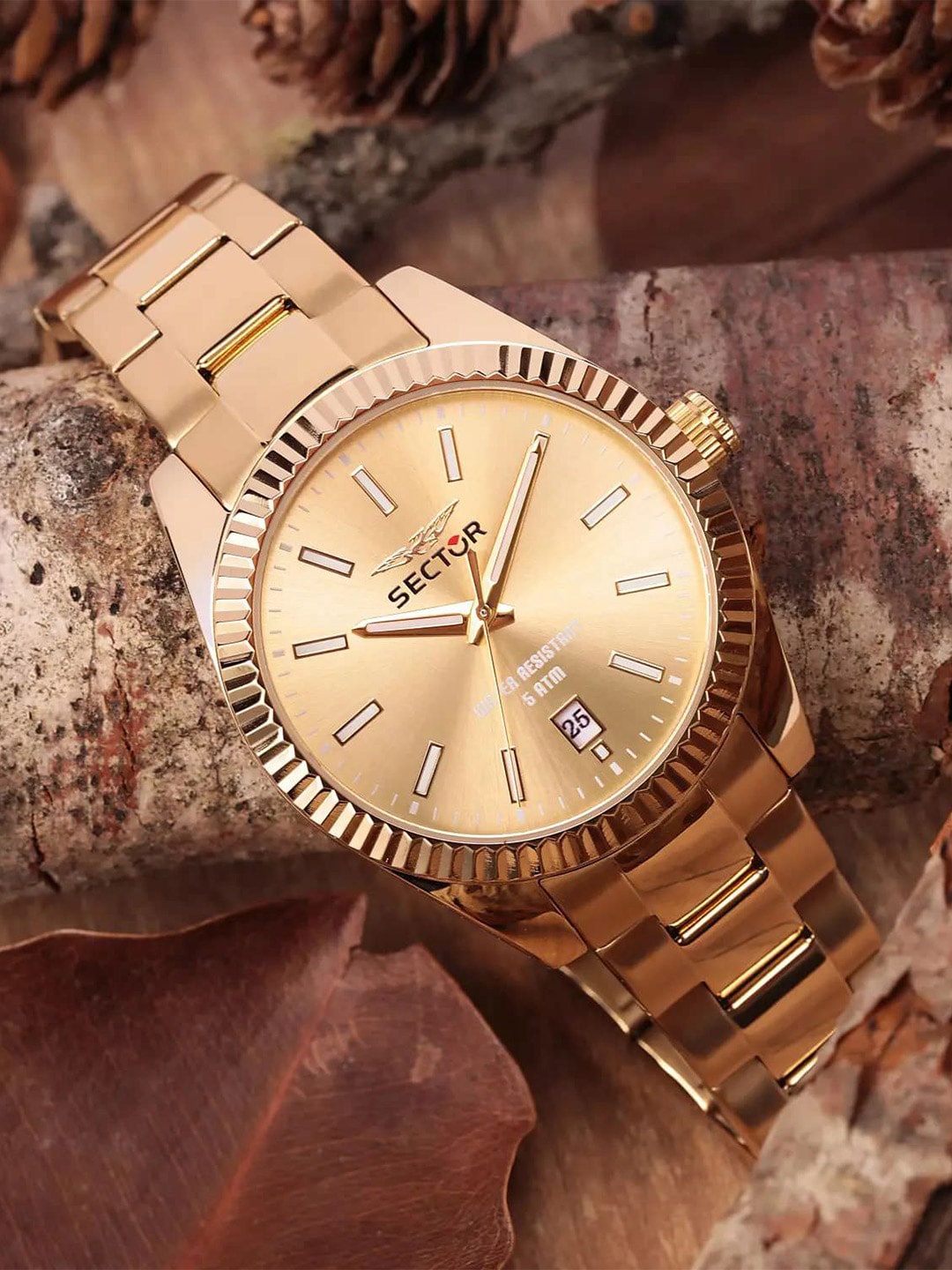 

Sector Men Patterned Dial & Stainless Steel Straps Analogue Display Watch R3253240026, Gold