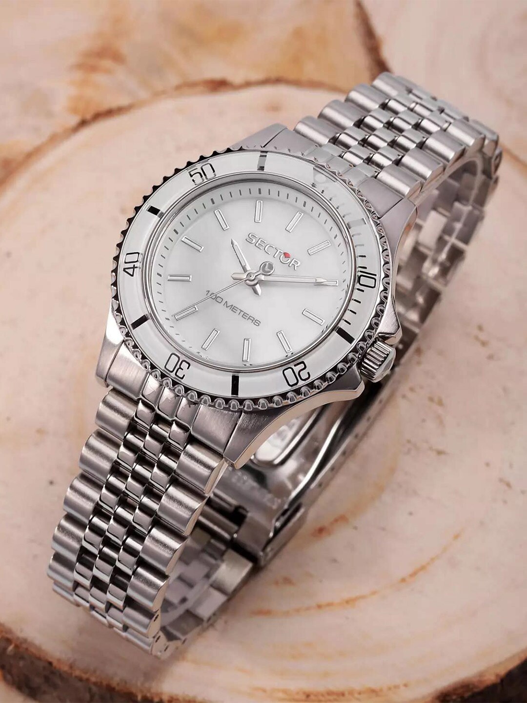 

Sector Women Printed Dial & Stainless Steel Straps Analogue Display Watch R3253161527, Silver