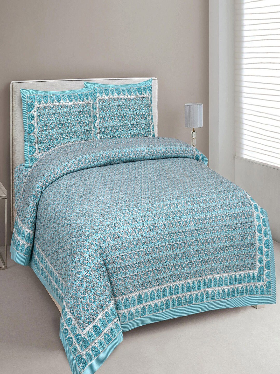 

UNIQCHOICE Turquoise Blue & White Floral Cotton 180 TC King Bedsheet with 2 Pillow Covers