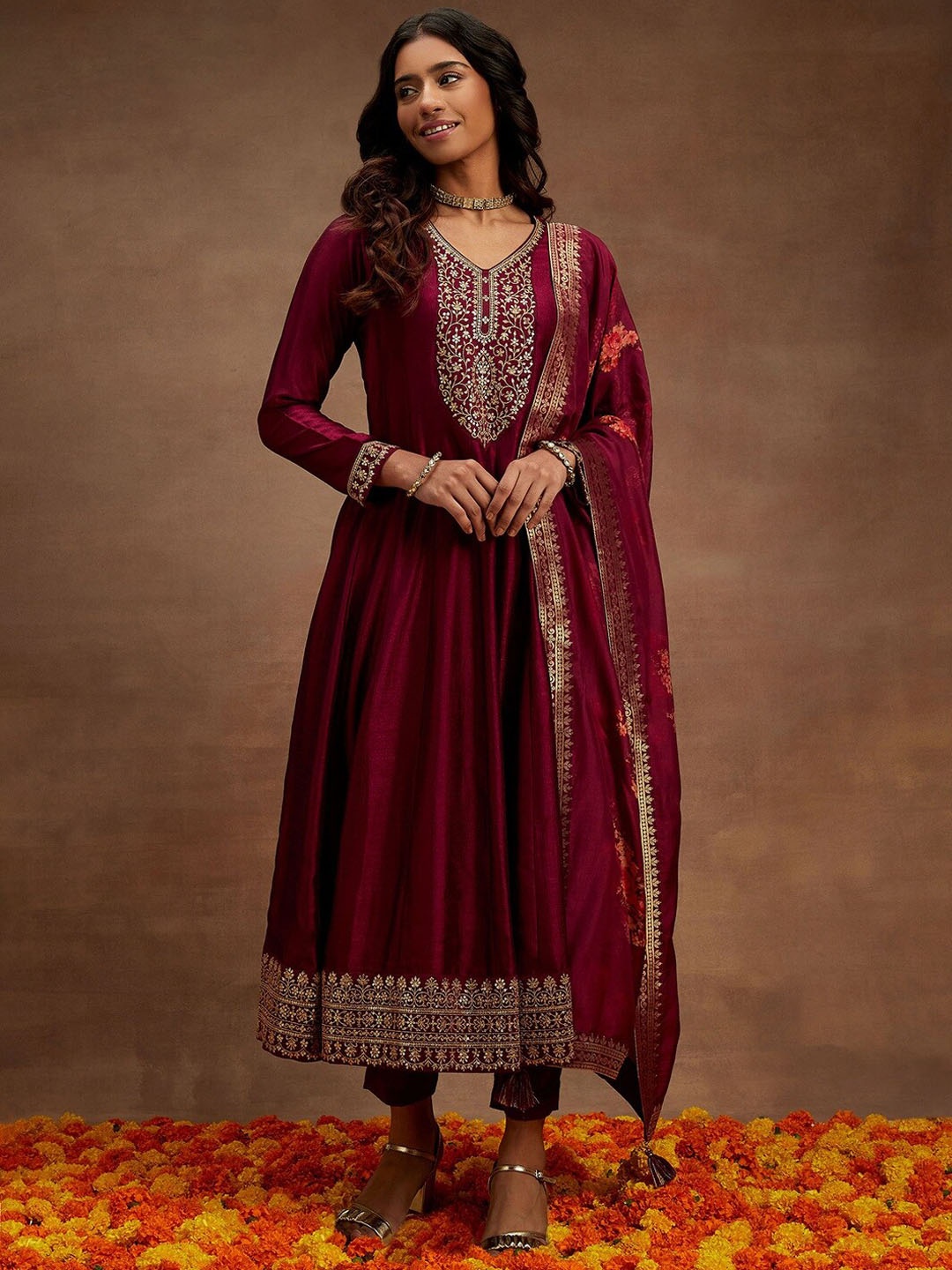 

Libas Yoke Design Sequinned Anarkali Kurta with Trousers & With Dupatta, Burgundy