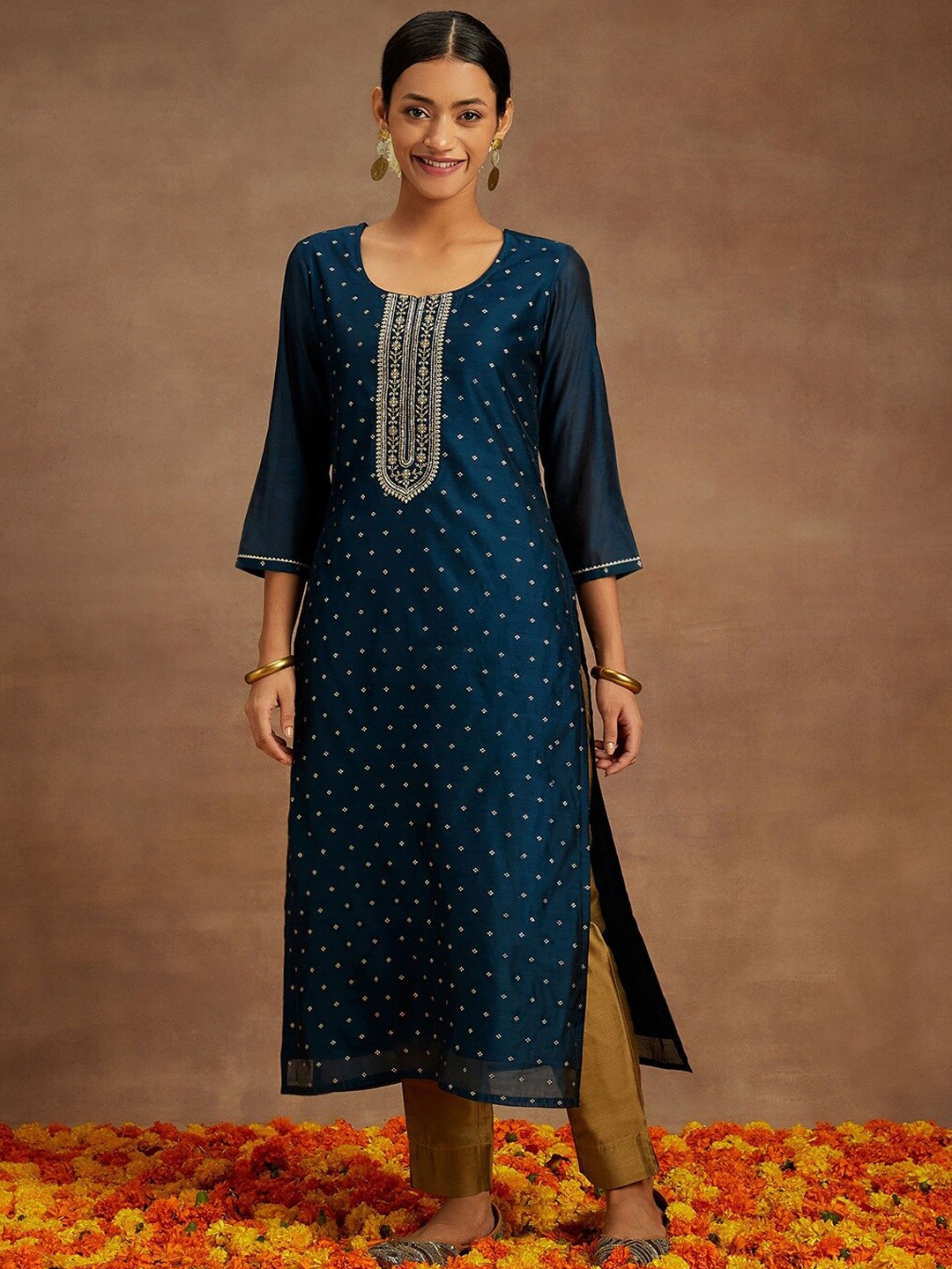 

Libas Floral Thread Work Chanderi Silk Kurta, Teal