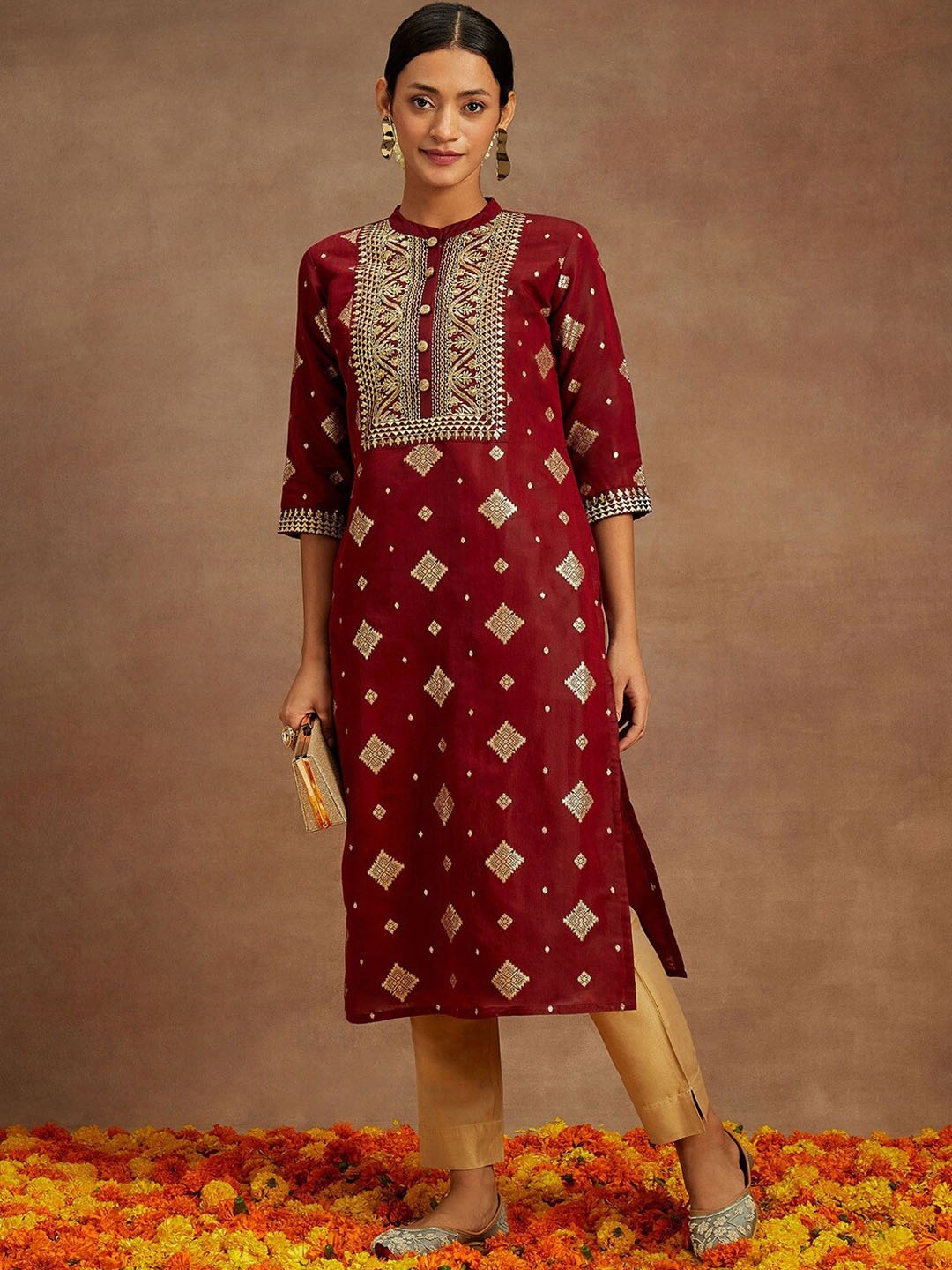 

Libas Floral Printed Brocade Chanderi Silk Kurta, Maroon