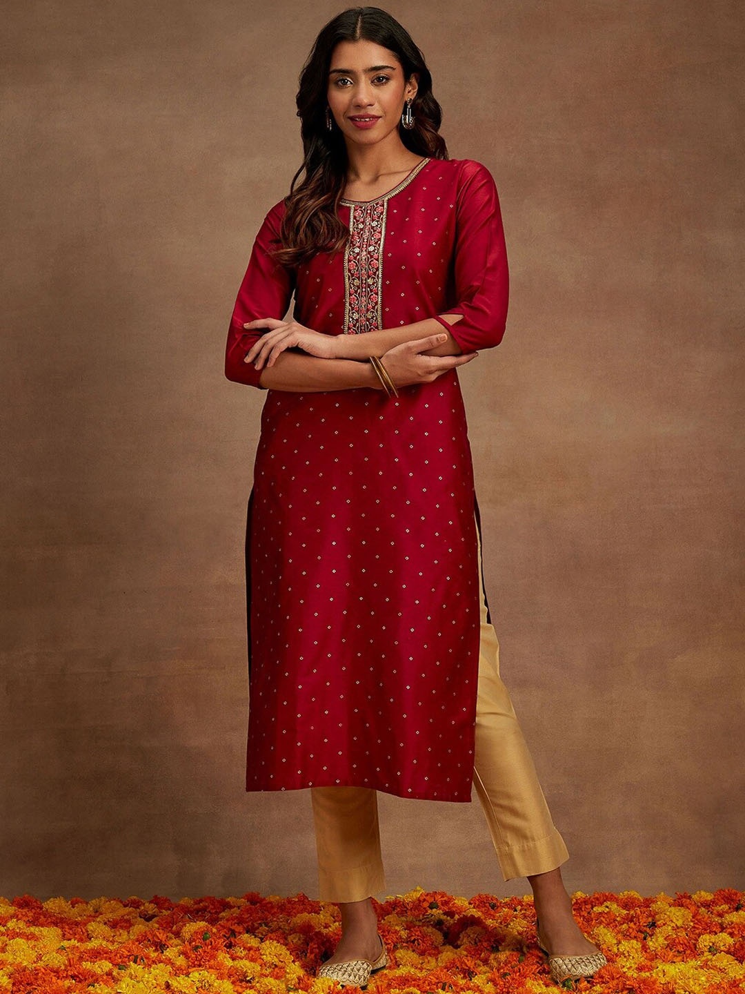 

Libas Floral Embroidered Thread Work Kurta, Maroon