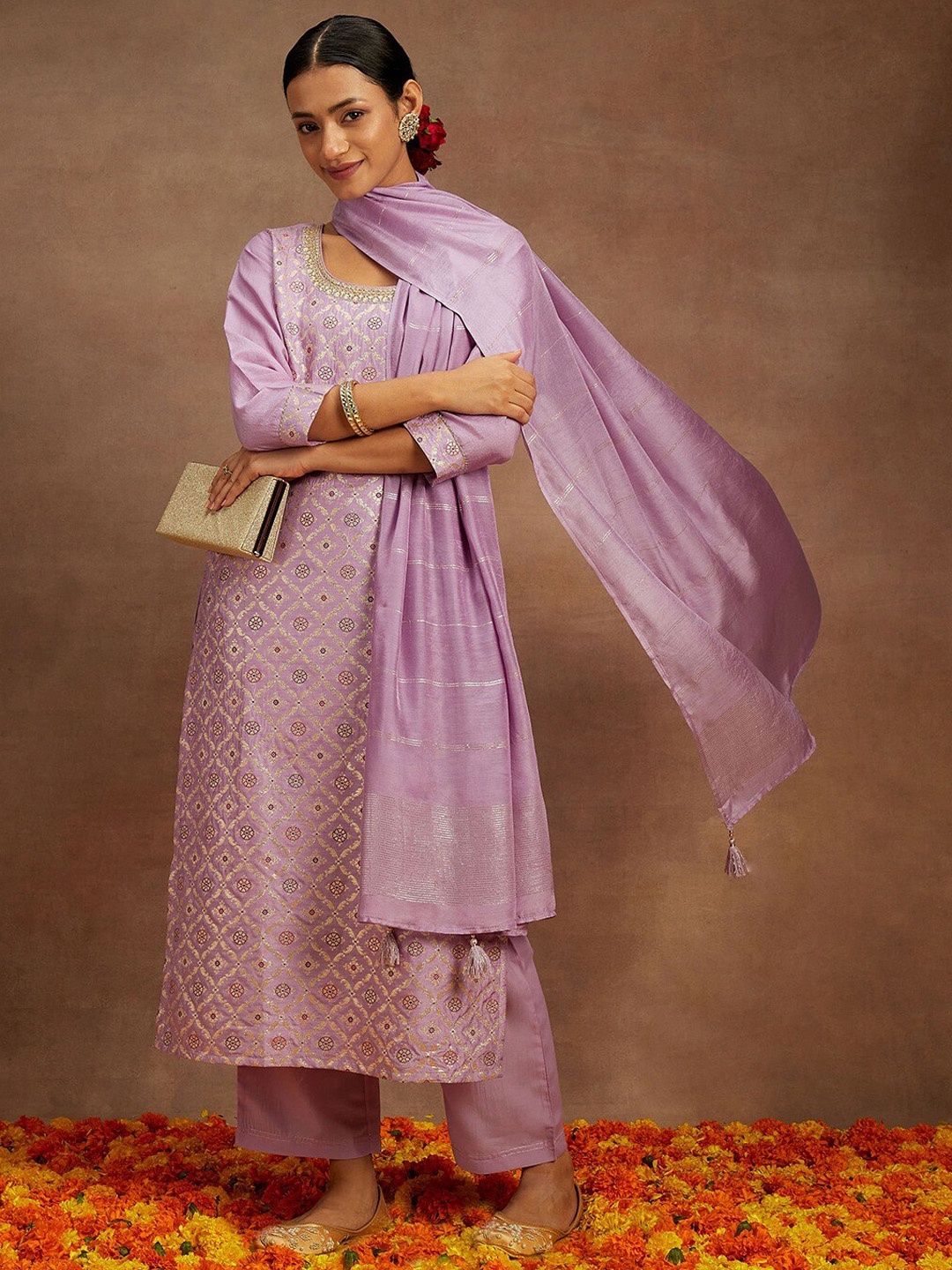 

Libas Ethnic Motifs Woven Design Regular Kurta with Trousers & Dupatta, Lavender