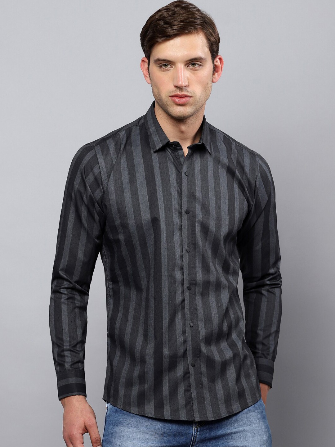 

Hatcher's Slim Fit Vertical Striped Casual Shirt, Black