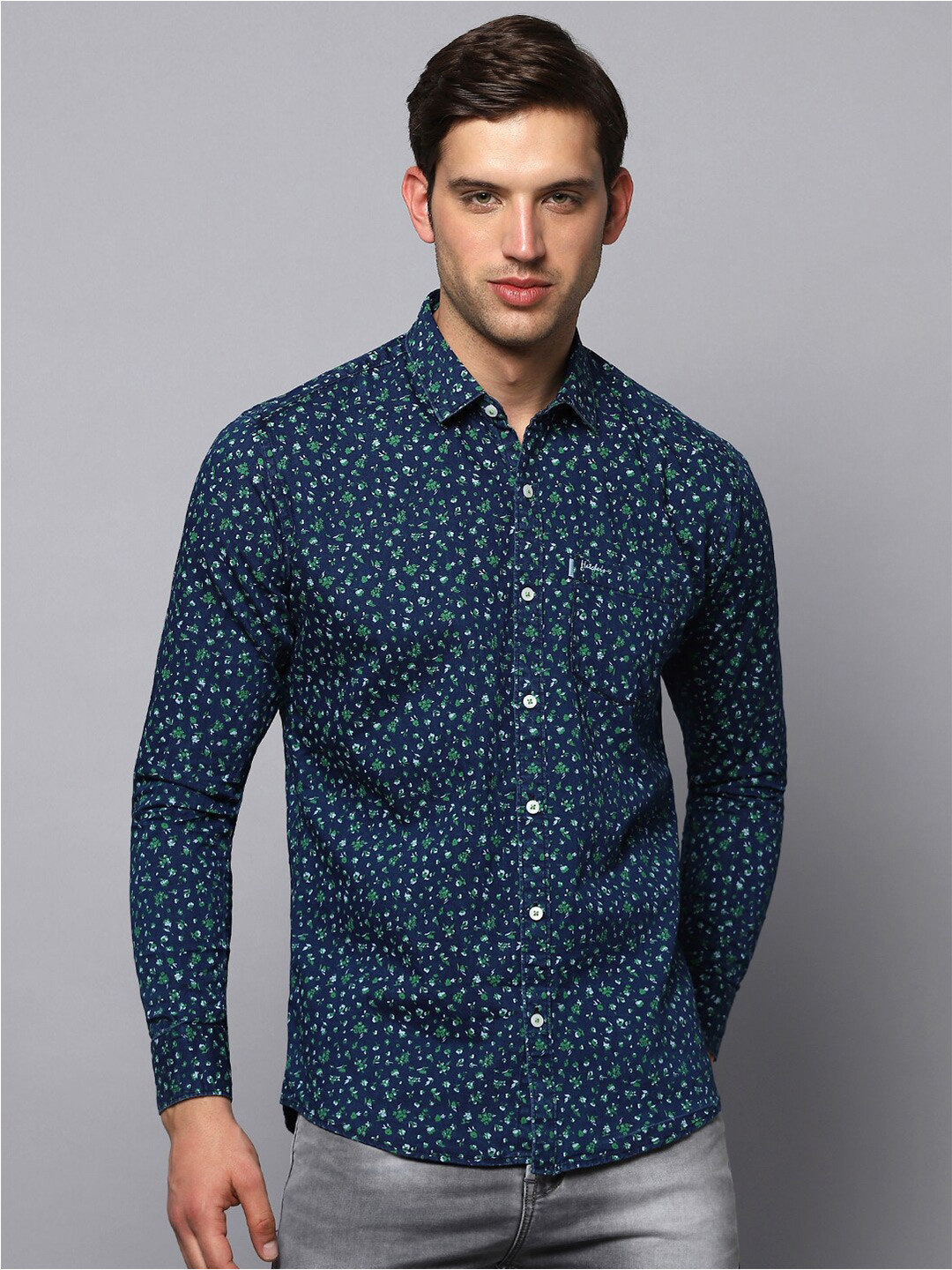 

Hatcher's Slim Fit Floral Printed Casual Corduroy Shirt, Blue