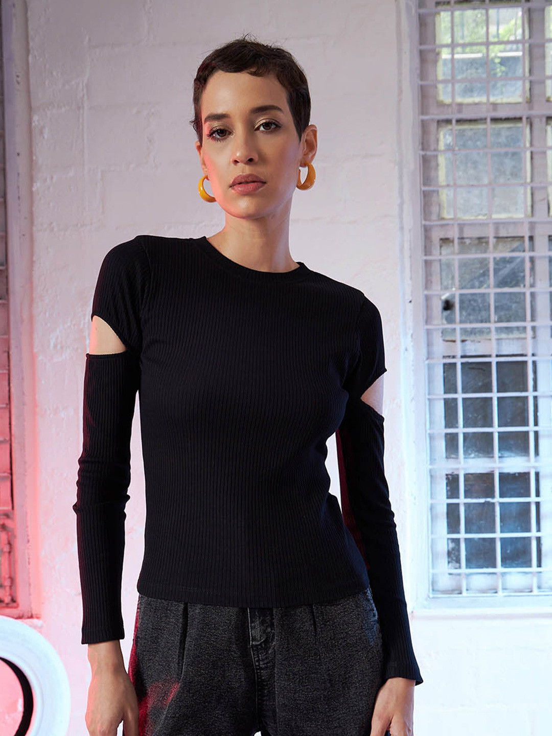 

SASSAFRAS Black Self Design Long Sleeves Cut Out Fitted Top