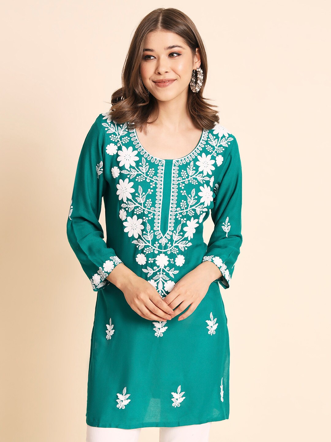 

VAIRAGEE Floral Embroidered Kurtis, Sea green