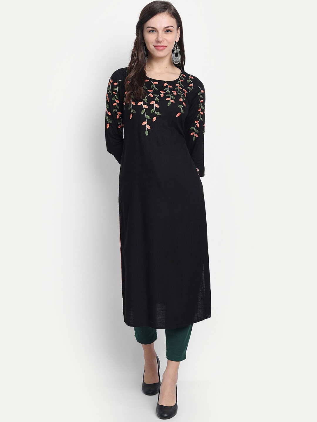 

SUTI Floral Yoke Design Thread Work Straight Kurta, Black