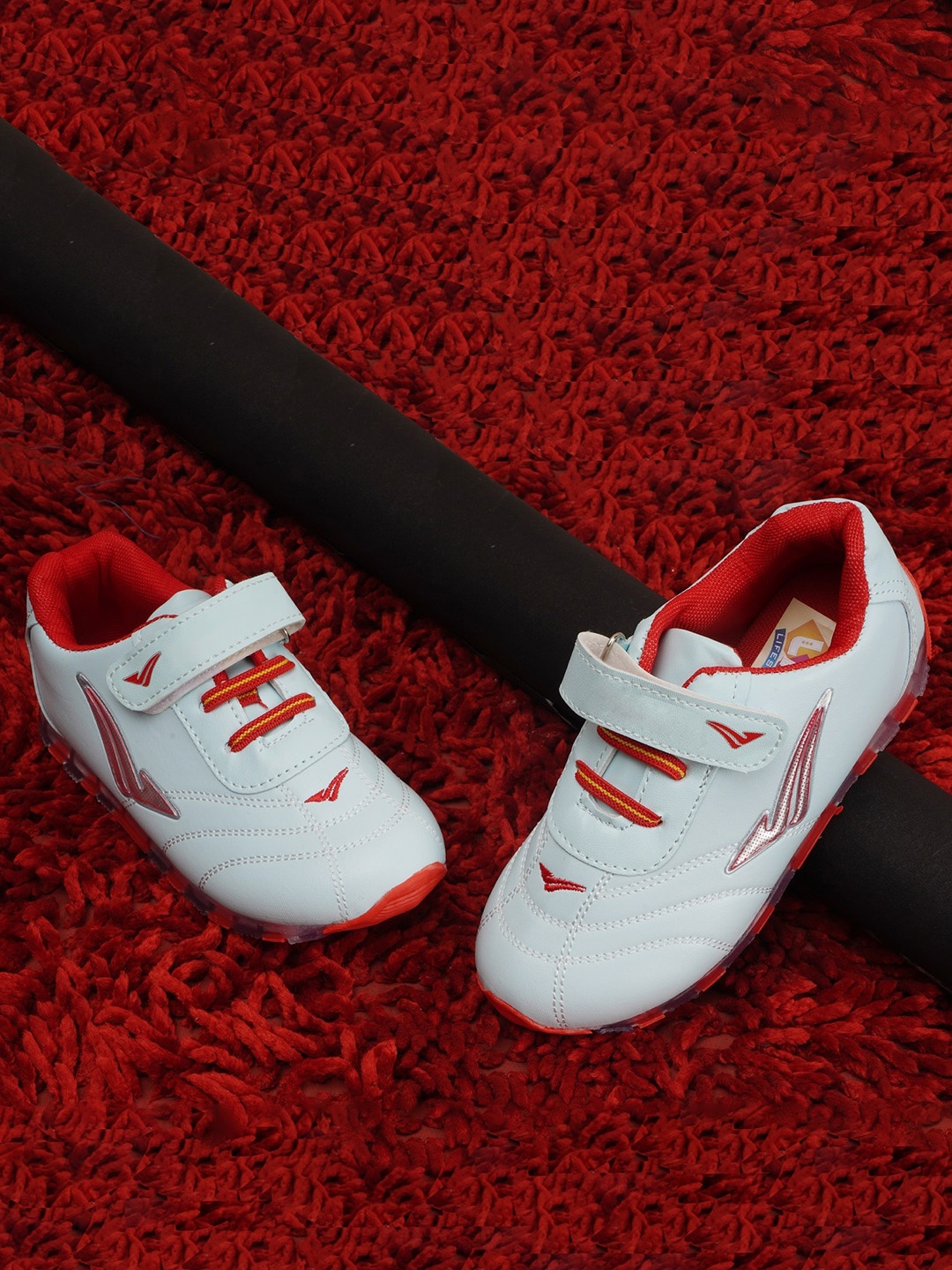 

BAESD Unisex Kids Red Colourblocked Sneakers