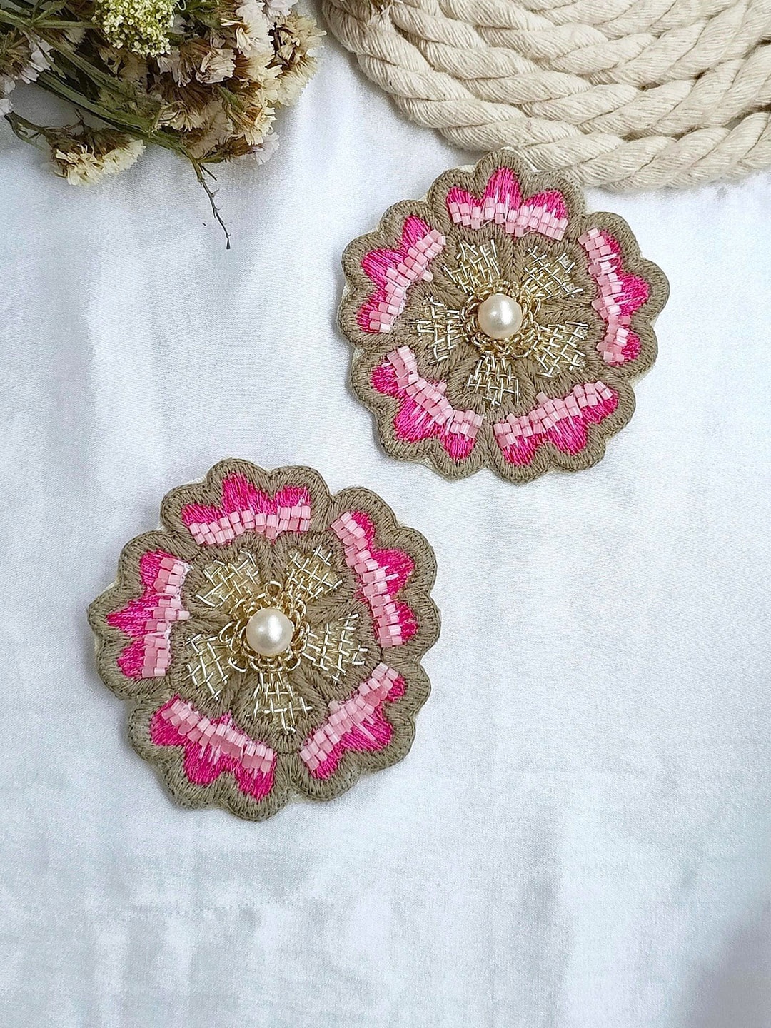 

Crunchy Fashion Beaded Floral Studs Earrings, Gold
