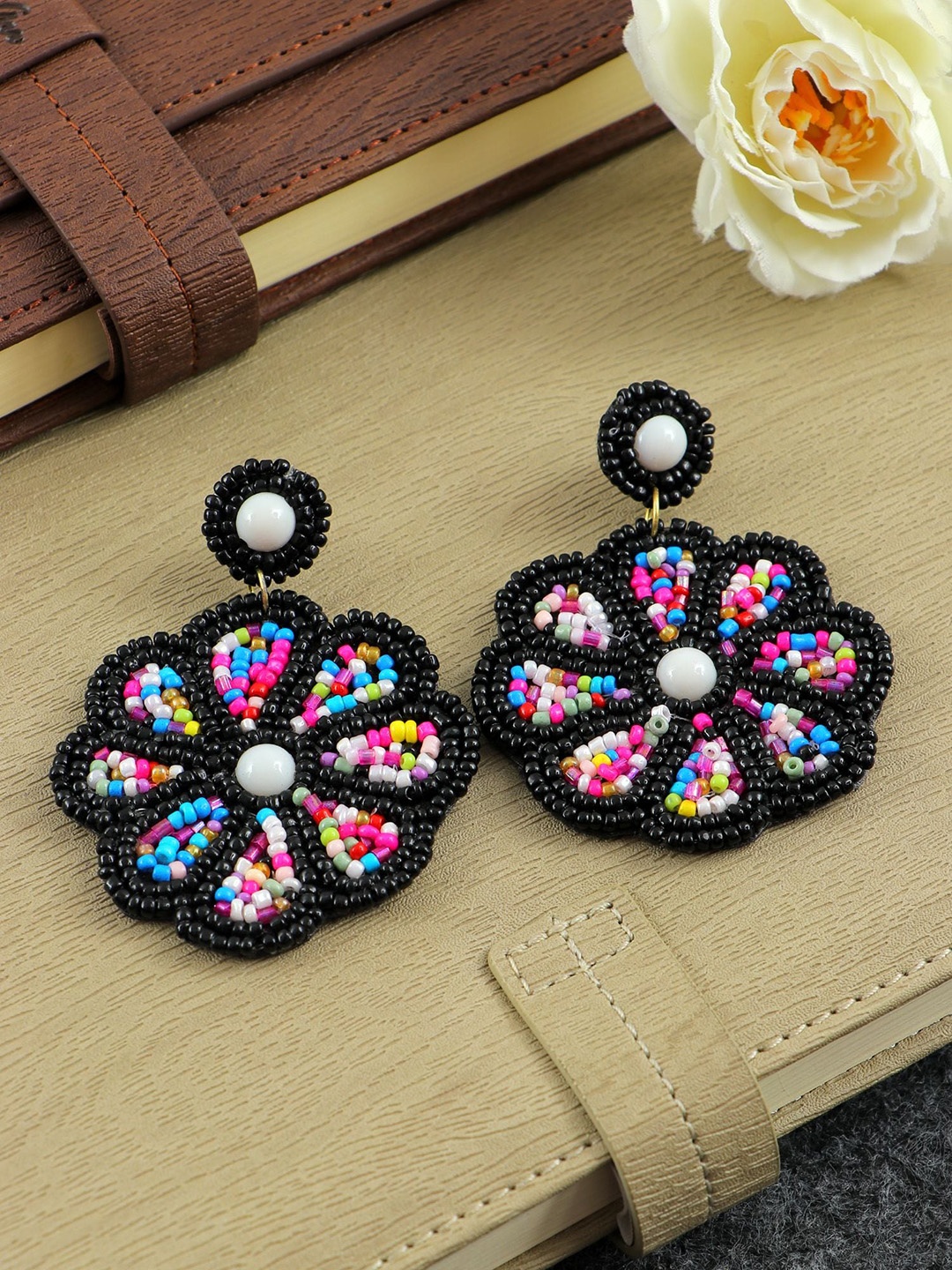 

Crunchy Fashion Floral Drop Earrings, Black