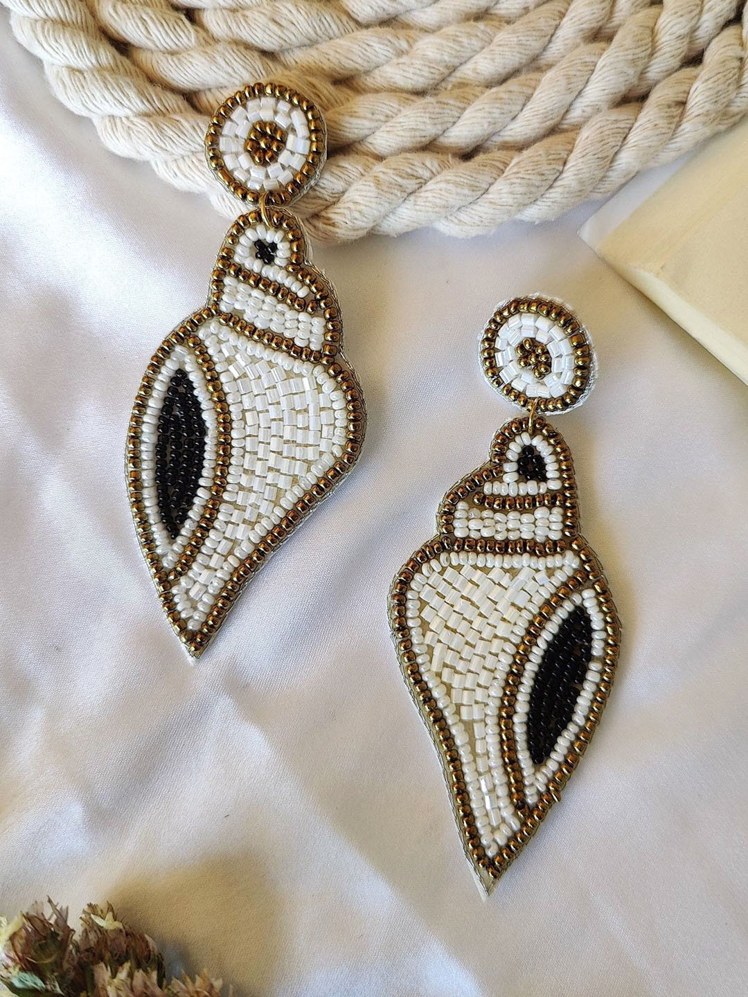 

Crunchy Fashion Contemporary Beaded Drop Earrings, White