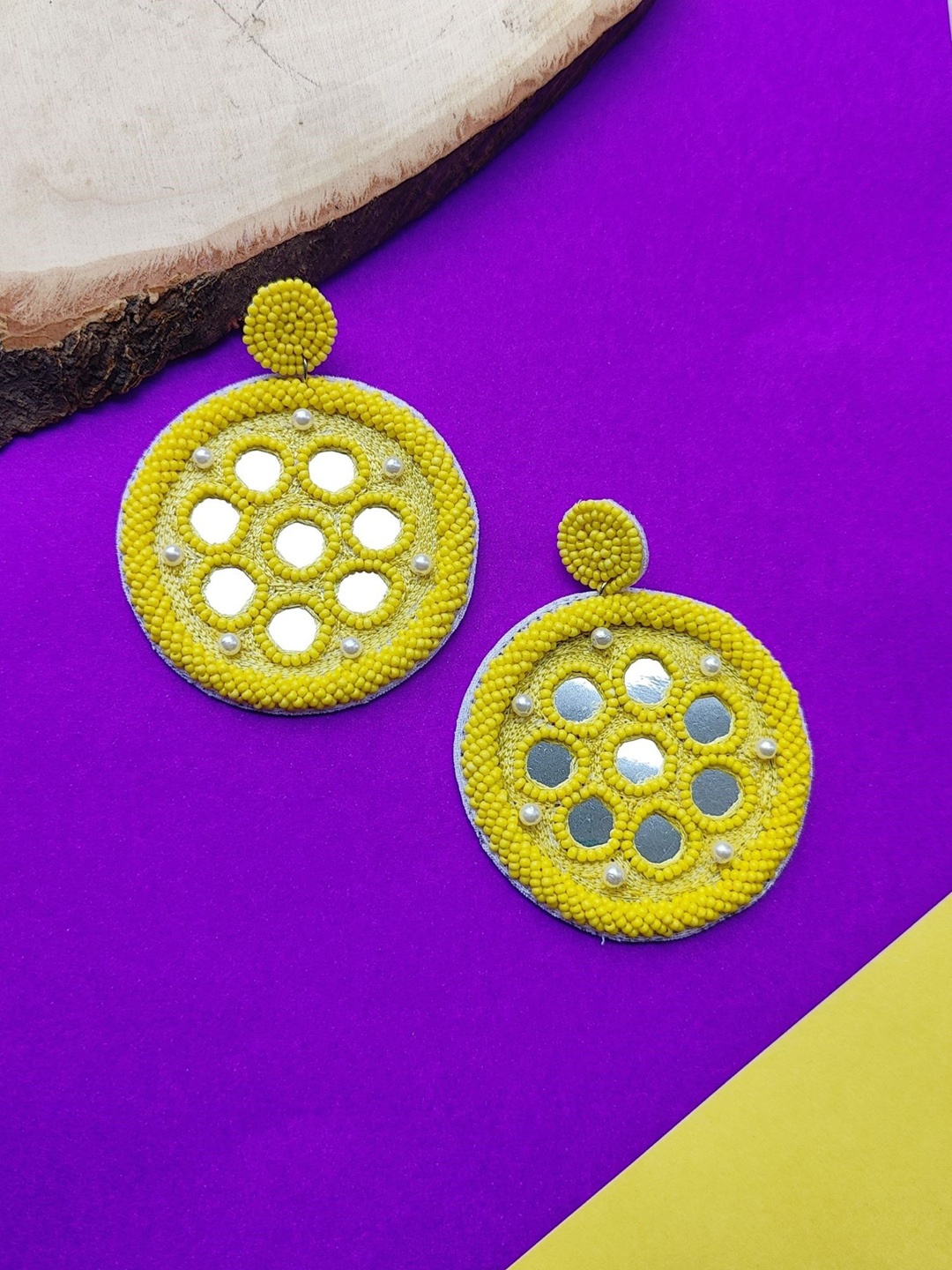 

Crunchy Fashion Circular Studs Earrings, Yellow