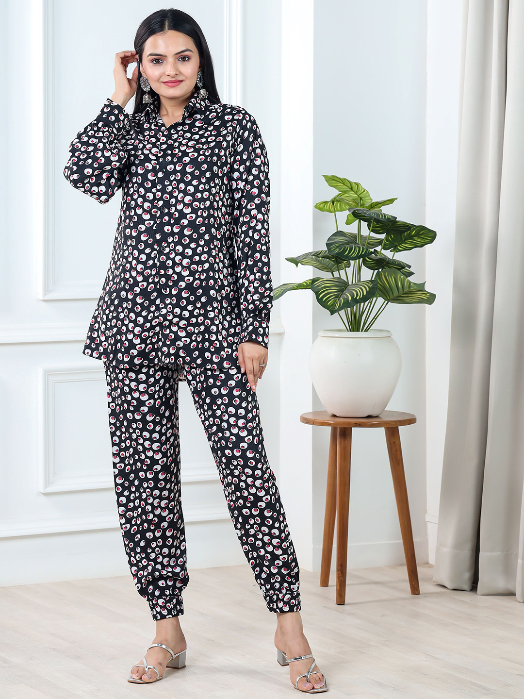 

Virah Fashion Abstract Printed Shirt With Trouser, Black