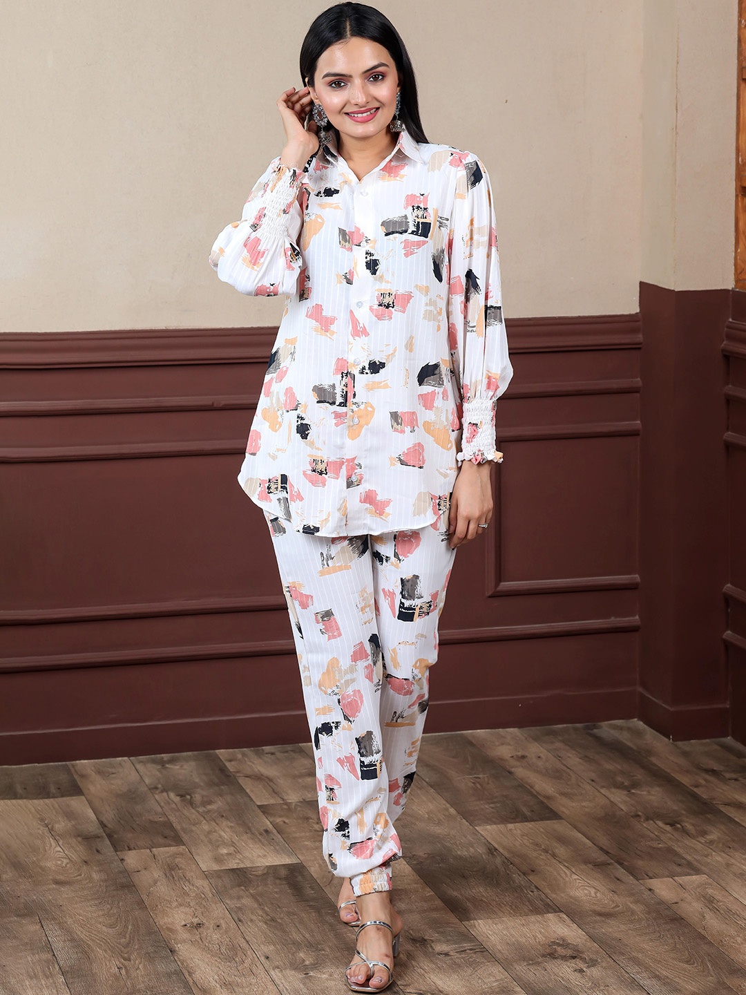 

Virah Fashion Abstract Printed Shirt With Trousers, White