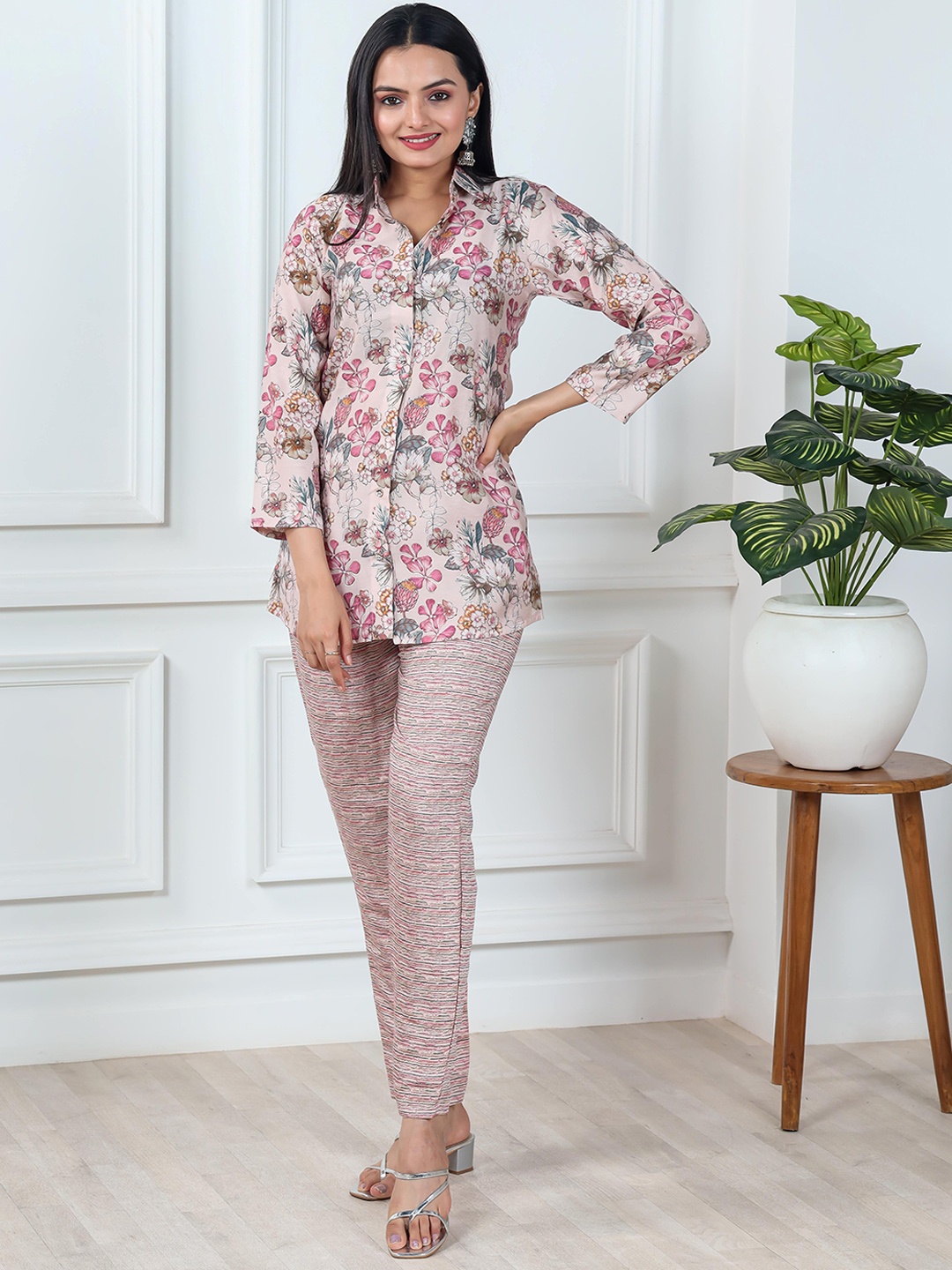 

Virah Fashion Floral Printed Pure Cotton Shirt With Trousers, Pink