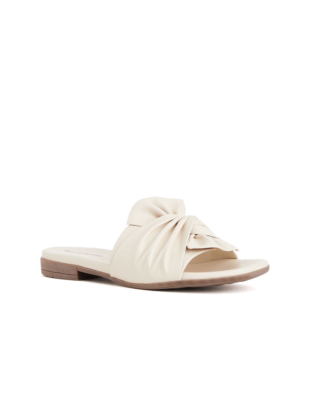 

Peach Flores Textured Bow Detail Leather Open Toe Flats, Off white