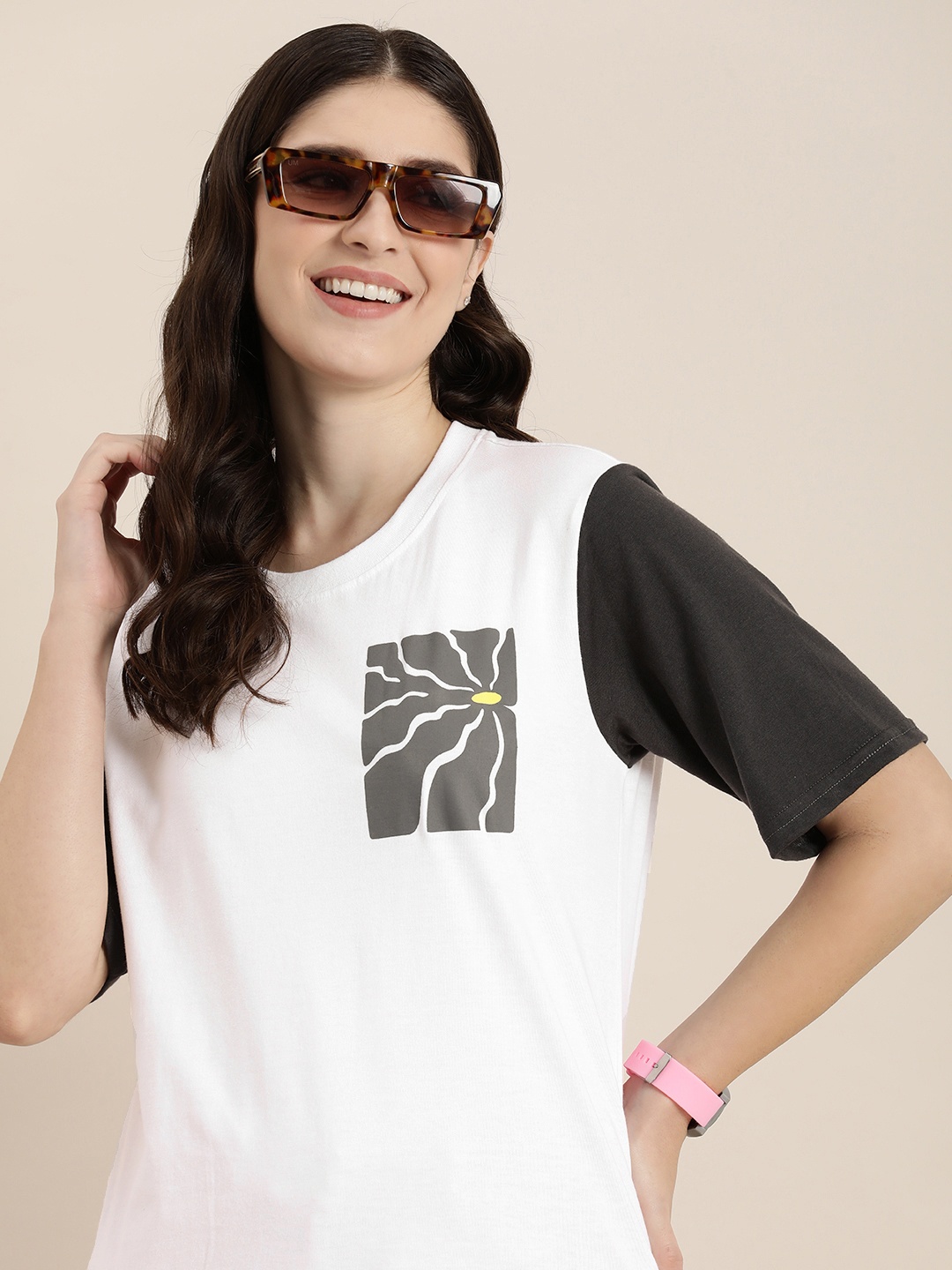 

HERE&NOW Graphic Printed With Contrast Sleeves Round Neck T-shirt, White