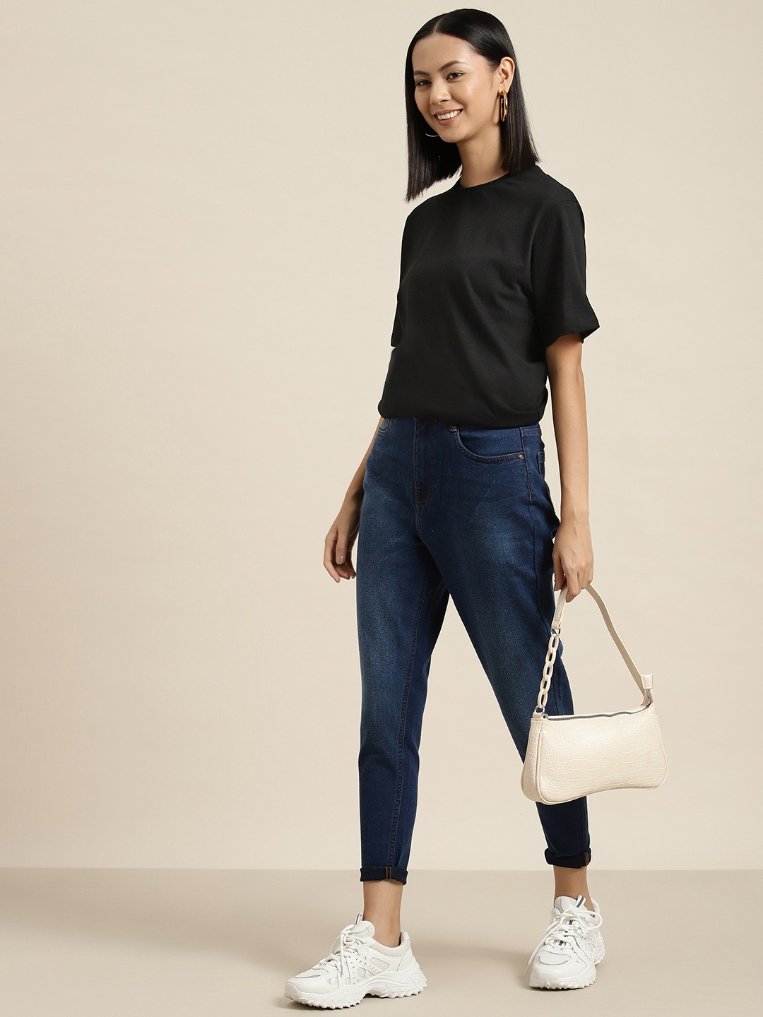 

HERE&NOW Solid T-shirt, Black