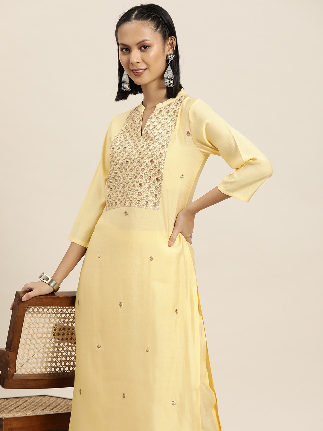 

HERE&NOW Embroidered Sequinned Kurta with Trousers, Yellow