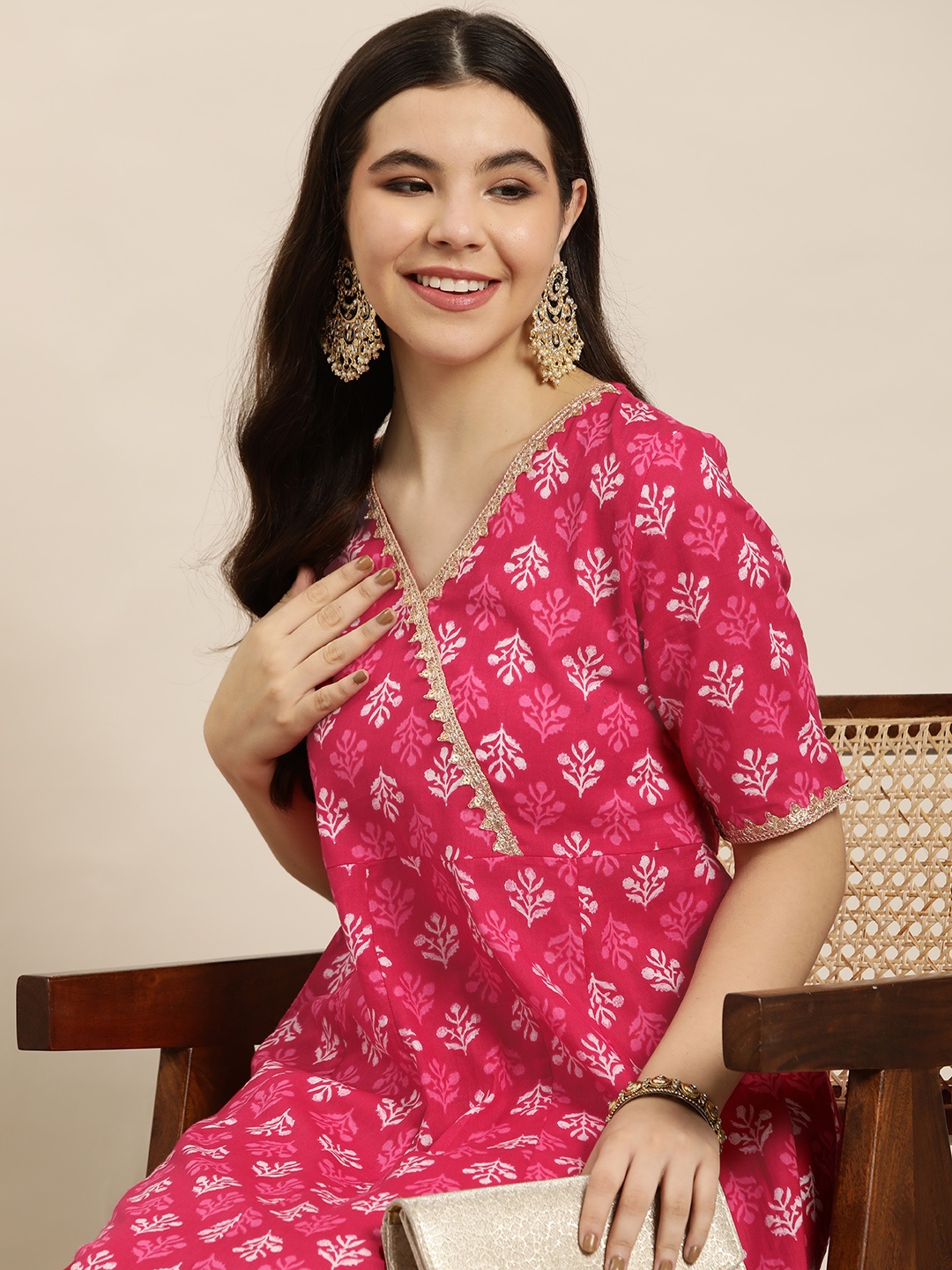 

HERE&NOW Floral Printed Gotta Patti Detail Pure Cotton Kurta, Pink