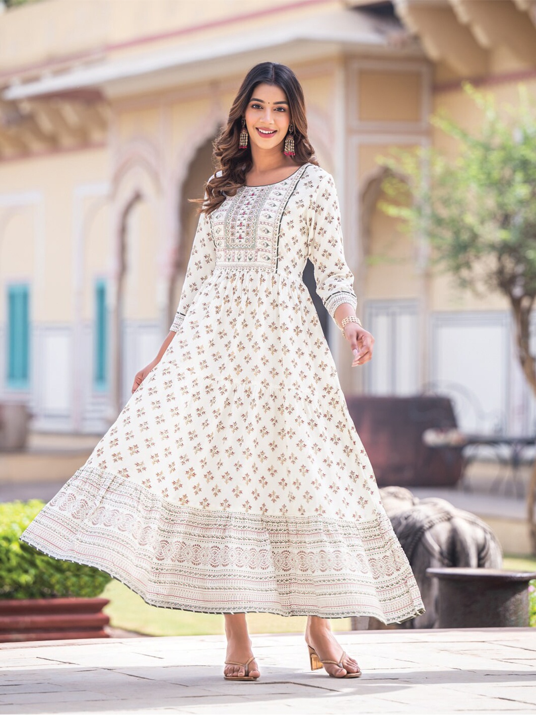 

Kiana House Of Fashion Ethnic Mottifs Printed Embellished Fit and Flare Maxi Dress, White