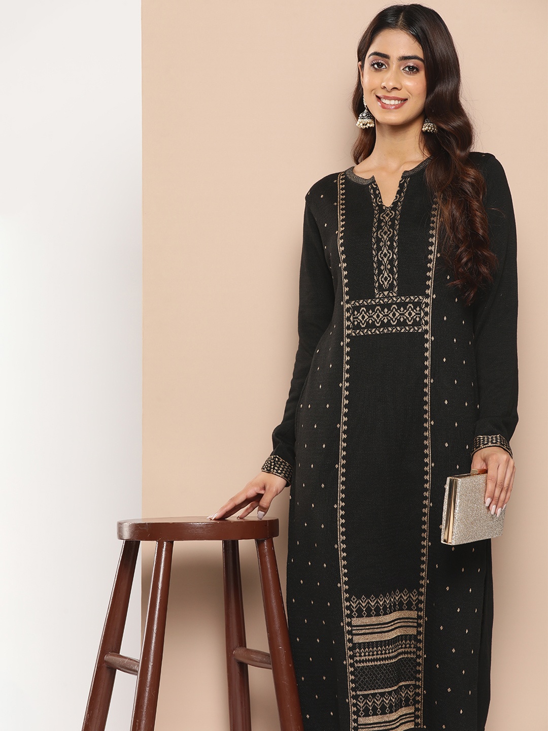 

HERE&NOW Ethnic Motifs Woven design Winter Kurta, Black