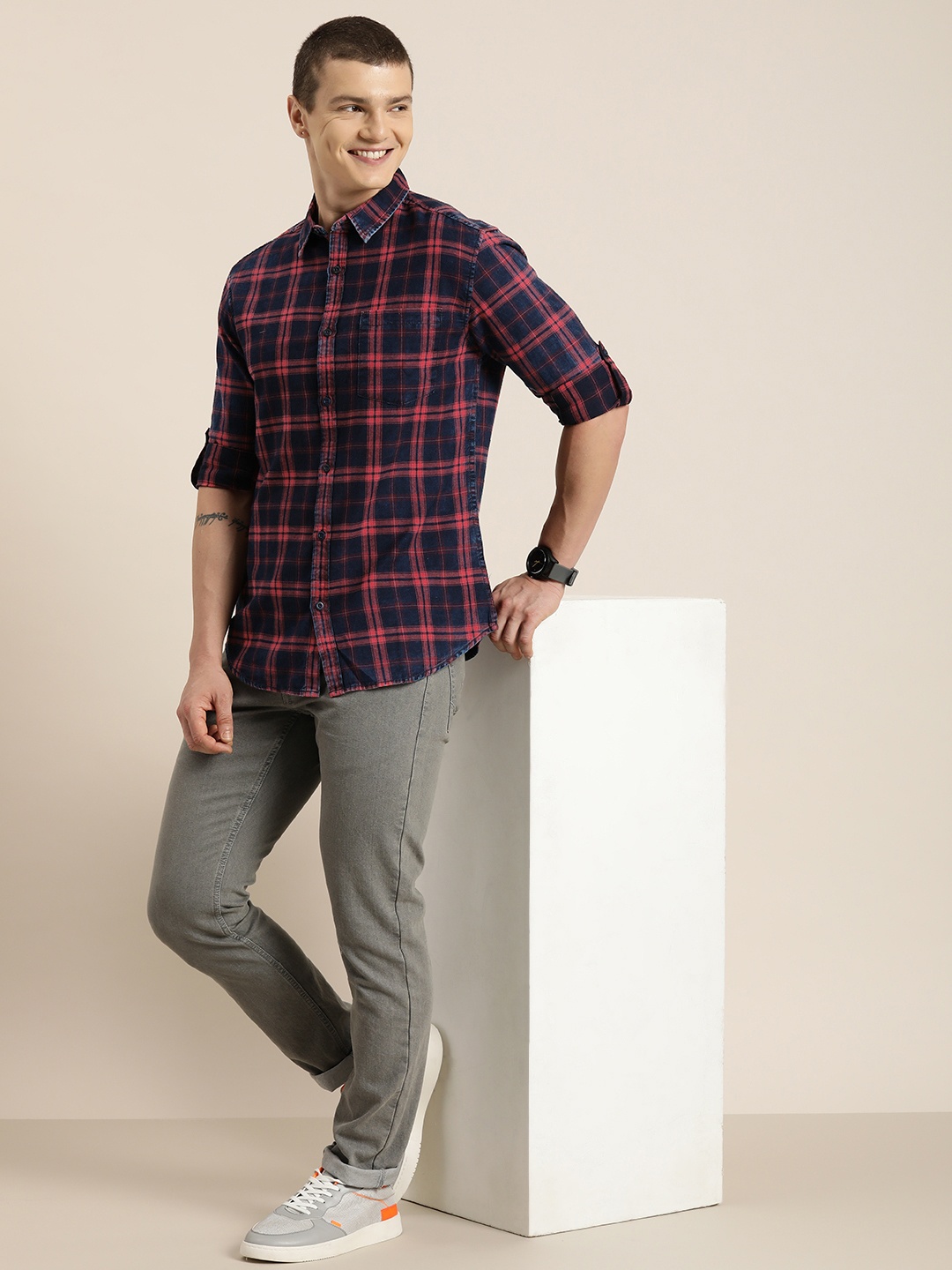 

HERE&NOW Pure Cotton Roll-Up Sleeves Checked Slim Fit Casual Shirt, Navy blue
