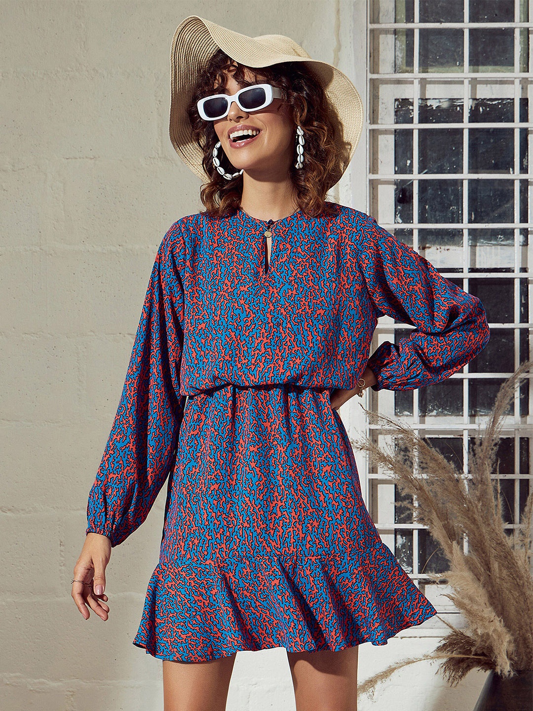 

SASSAFRAS Blue & Orange-Coloured Printed Keyhole Neck A-Line Dress