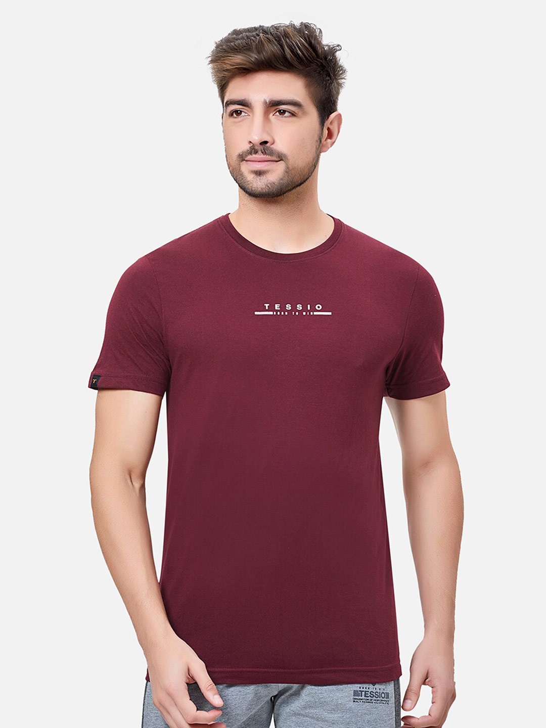 

TESSIO Round Neck Cotton T-shirt, Maroon