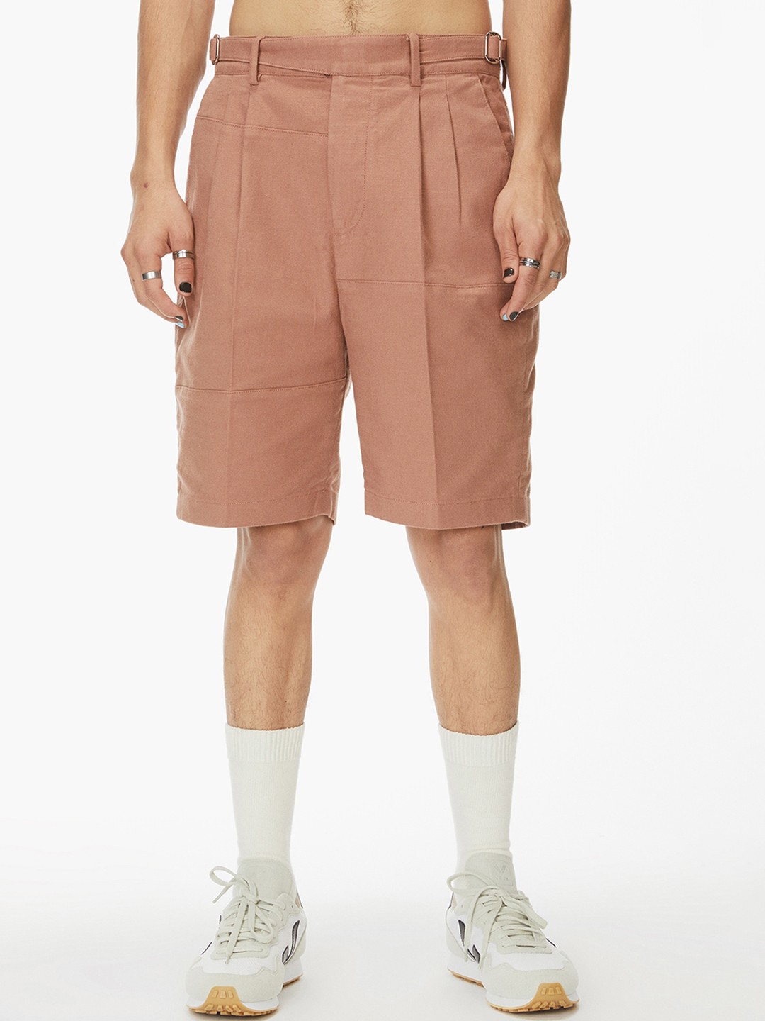 

Bhaane Men Mid-Rise Cotton Shorts, Pink