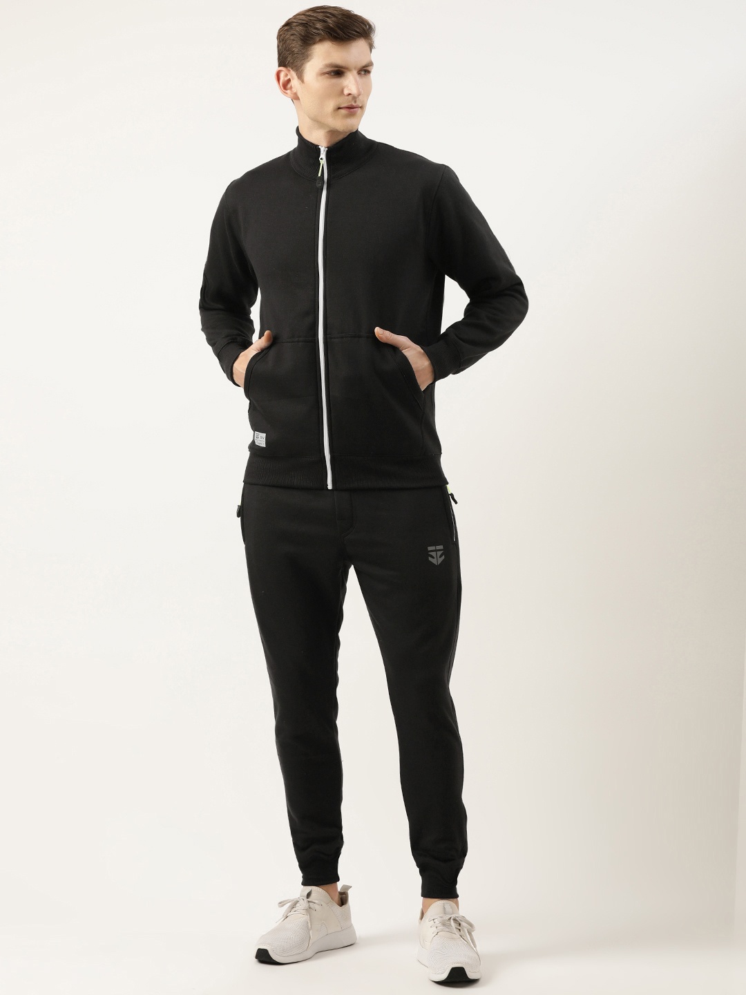 

Sports52 wear Men Solid Knitted Regular Fit Tracksuit, Black