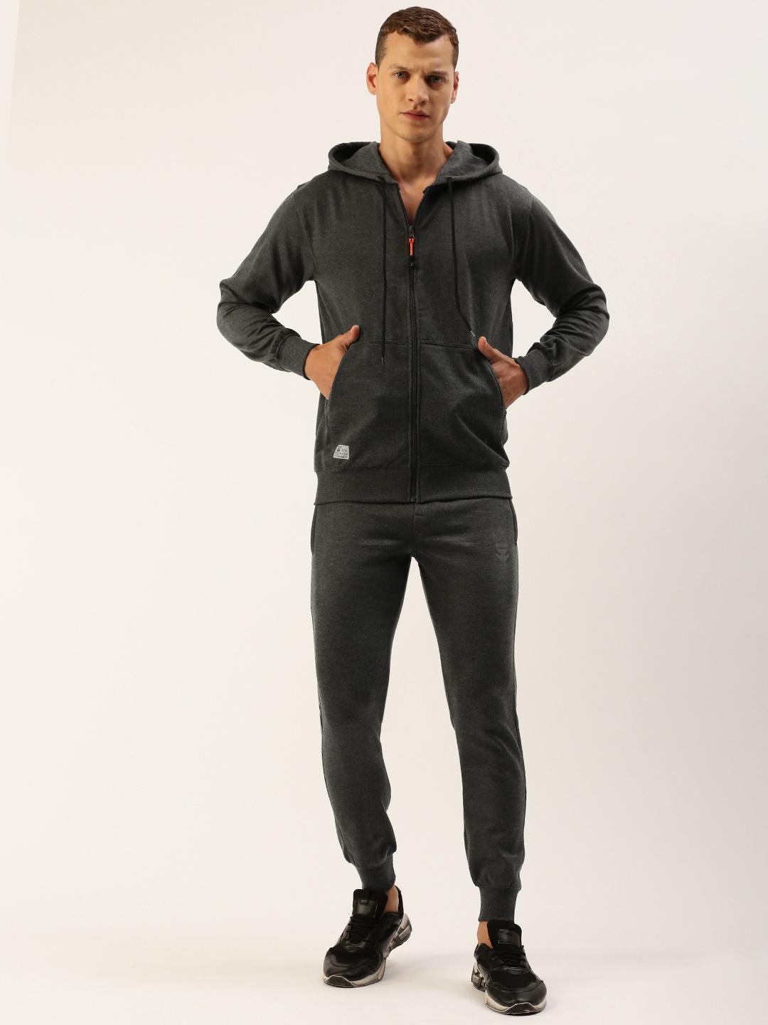 

Sports52 wear Men Training Tracksuit, Charcoal