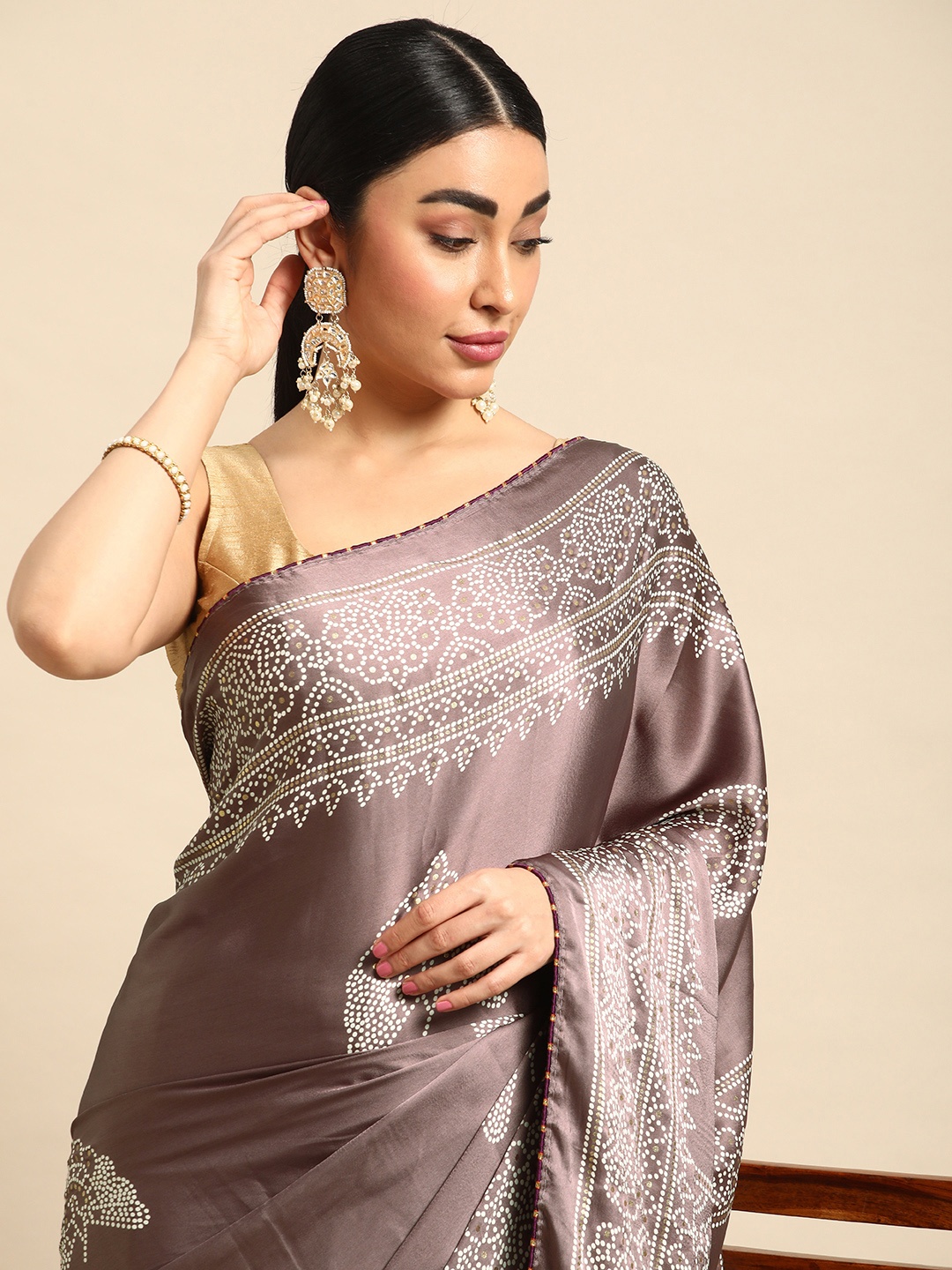 

Mitera Bandhani Printed Gotta Patti Pure Crepe Saree, Mauve