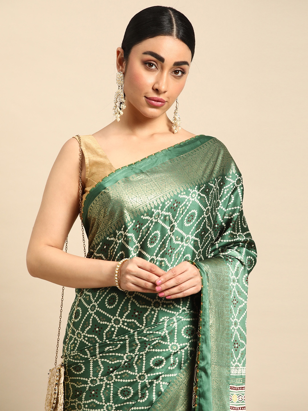 

Mitera Bandhani Pure Crepe Saree, Green