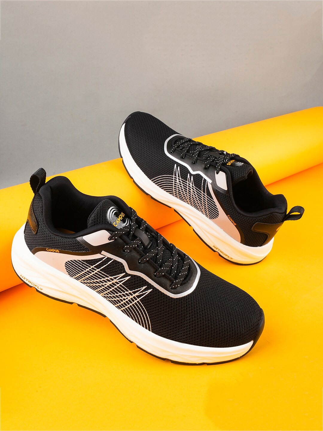 

Campus Men Lace-Up Running Shoes, Black