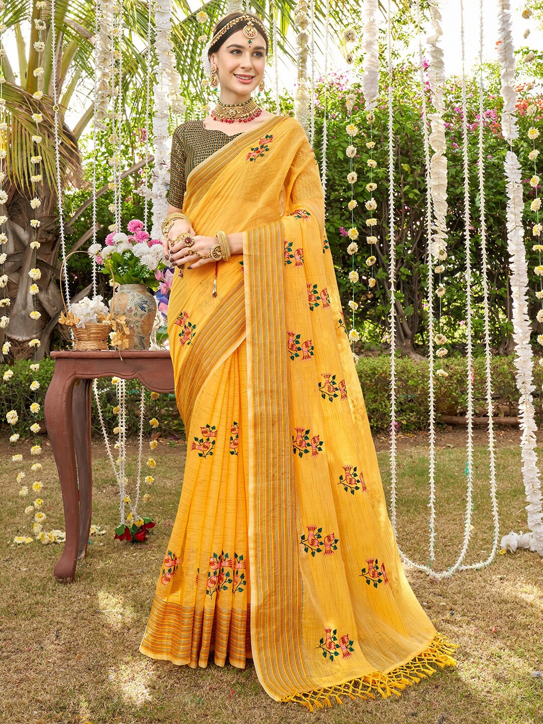 

Anouk Yellow & Green Floral Embroidered Pure Cotton Chanderi Saree