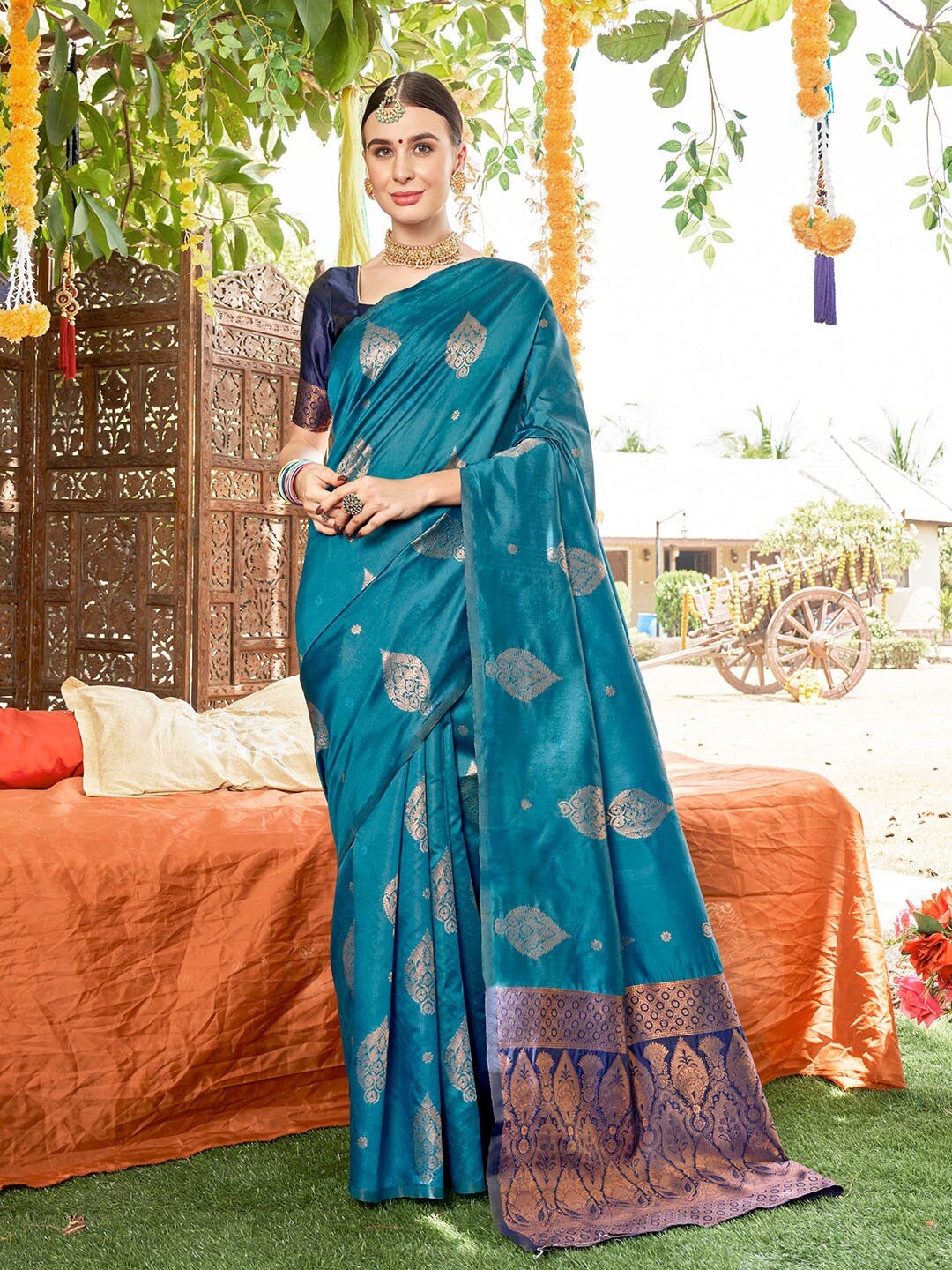 

Anouk Rustic Woven Design Banarasi Saree, Navy blue