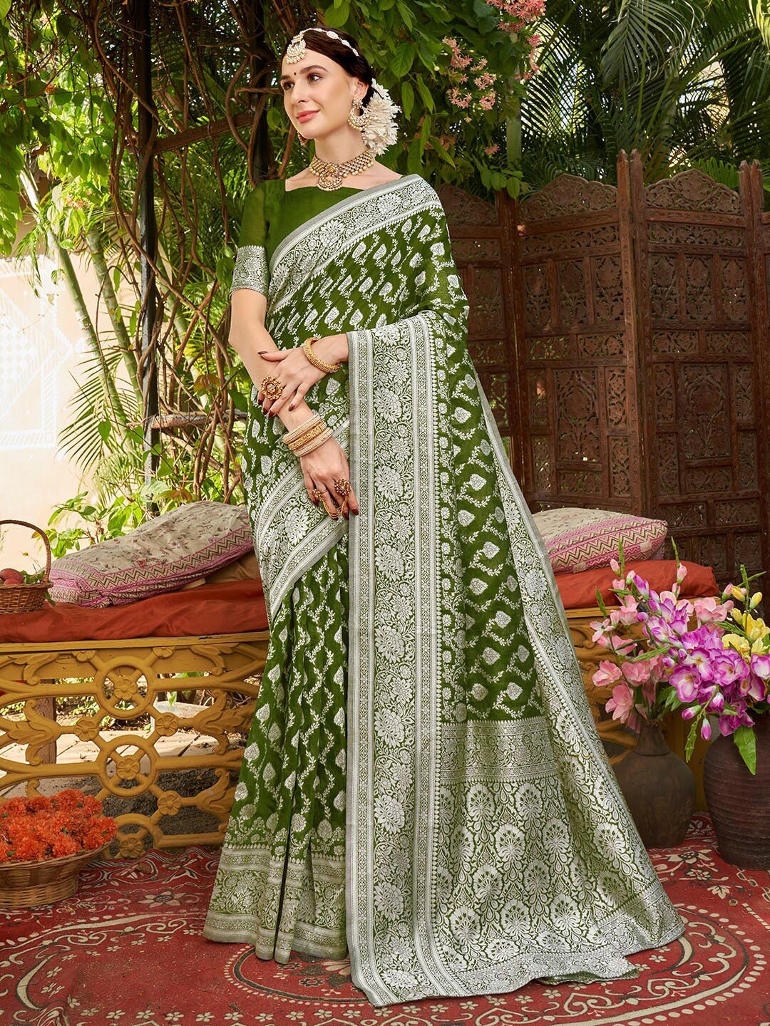 

Anouk Rustic Woven Design Zari Kanjeevaram Saree, Green