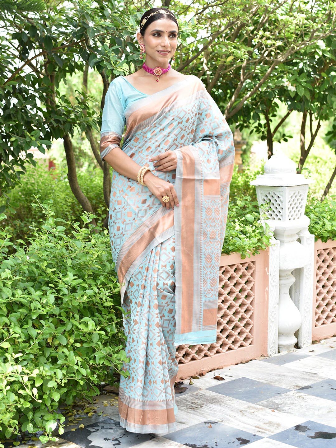 

Anouk Geometric Woven Design Zari Detail Chanderi Saree, Turquoise blue