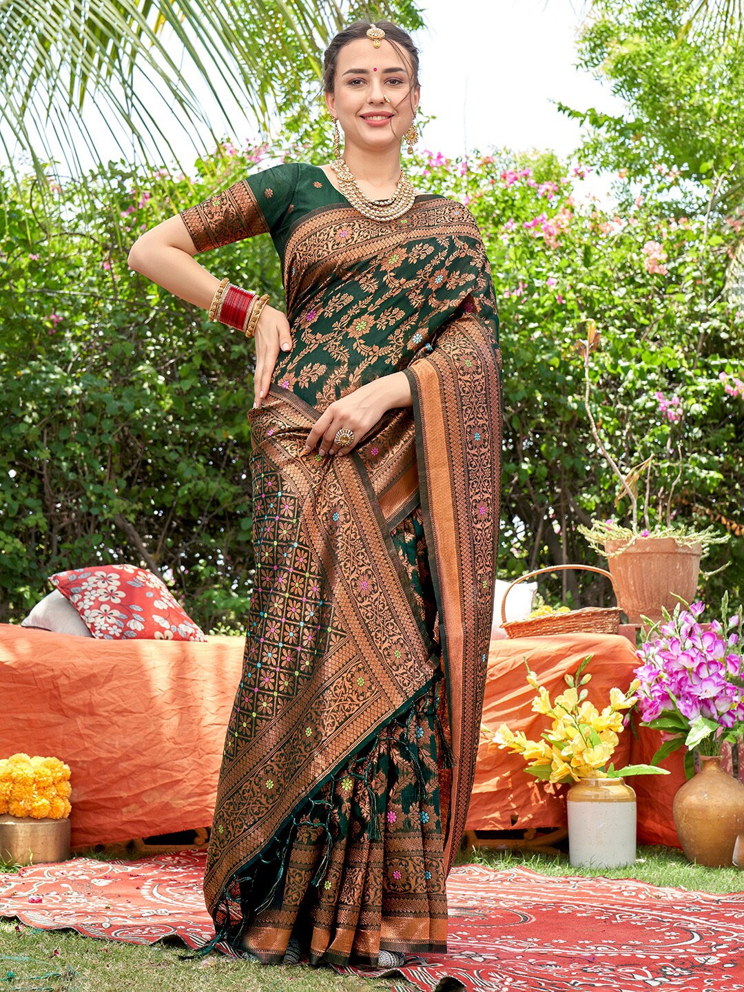 

Anouk Green & Pink Floral Printed Woven Design Zari Banarasi Saree