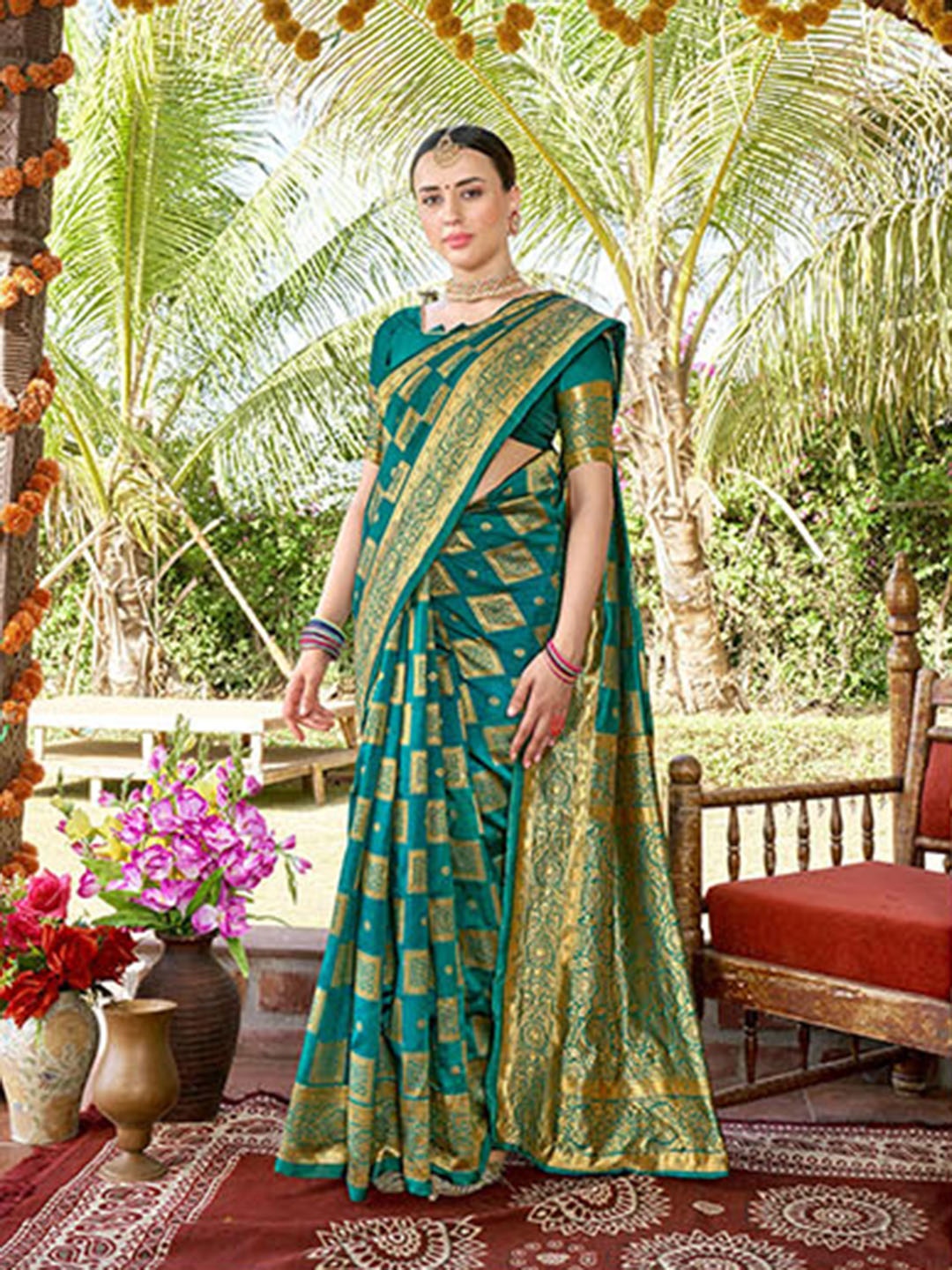 

Anouk Woven Design Art Silk Banarasi Saree, Green