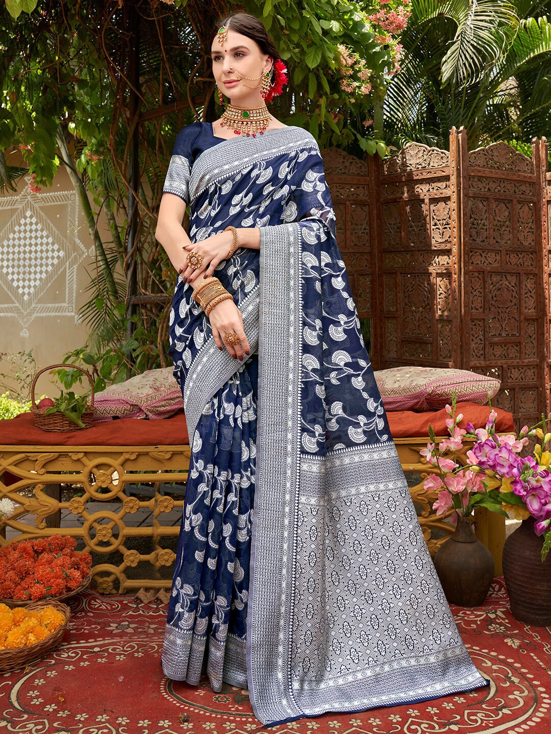 

Anouk Woven Design Zari Art Silk Banarasi Saree, Navy blue